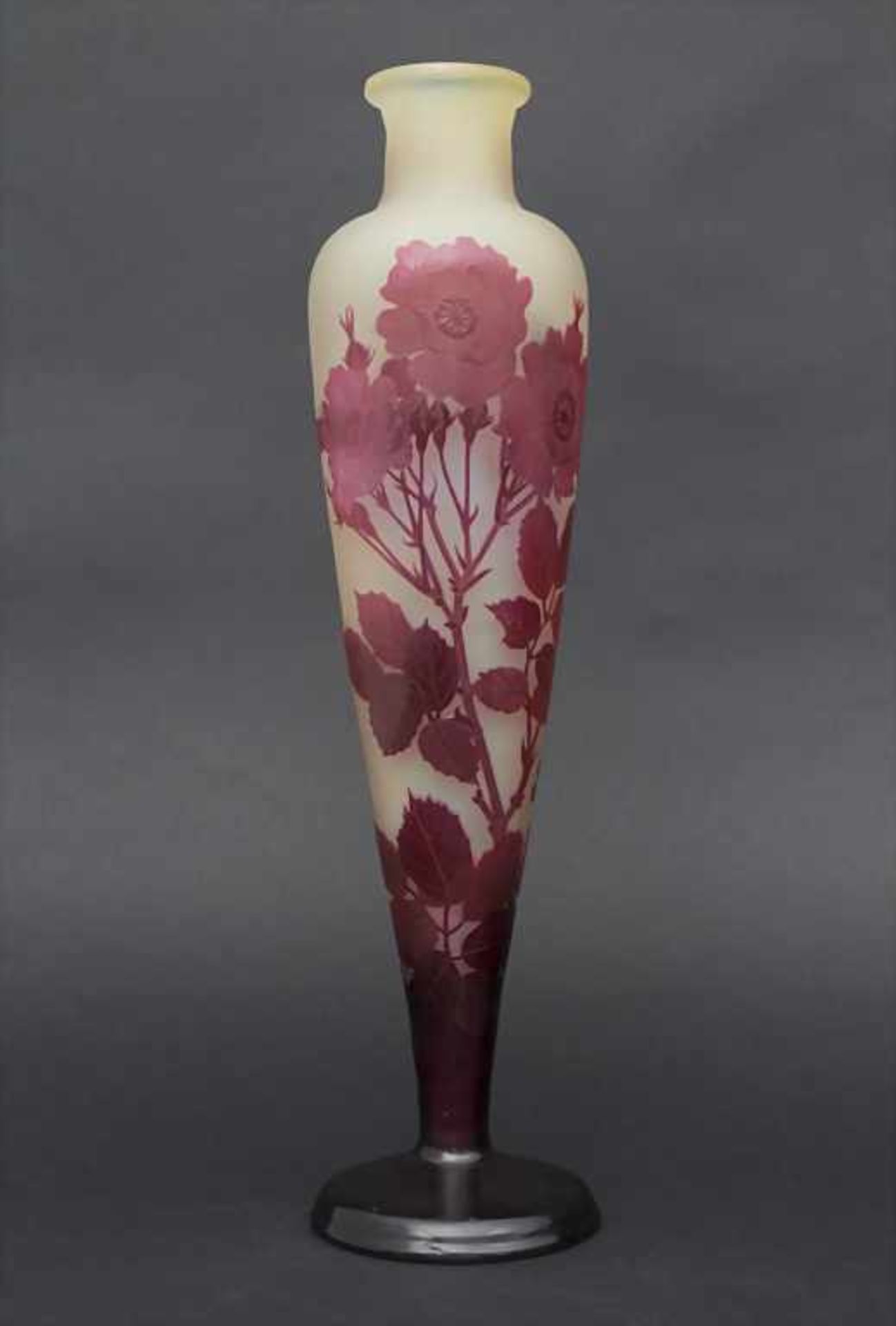 Große Jugendstil Vase mit Rosen / A large Art Nouveau vase with roses, Emile Gallé, Ecole de - Bild 2 aus 8