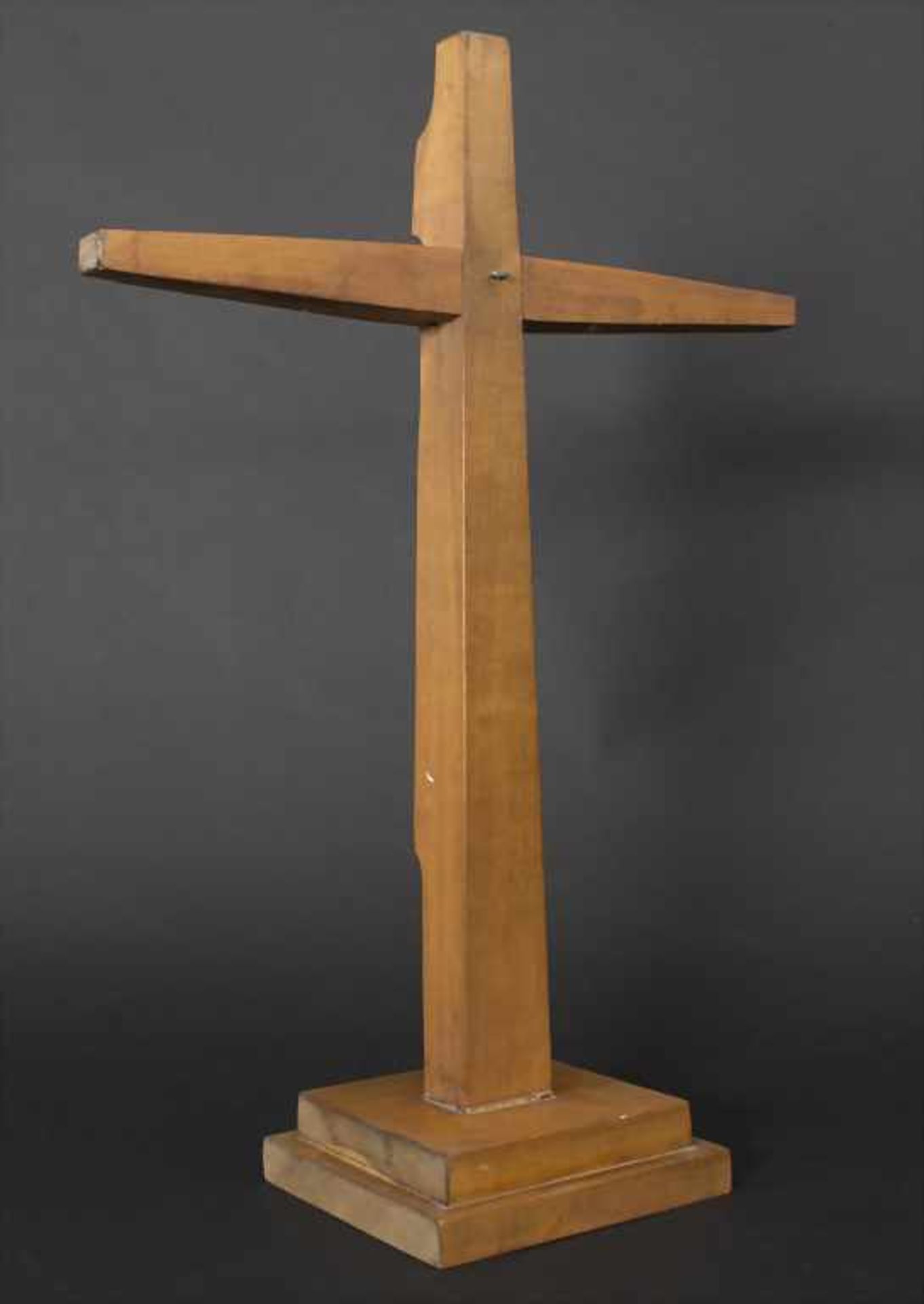 Künstler des 20. Jh., 'Kreuzigung' / 'Crucification'< - Image 2 of 3