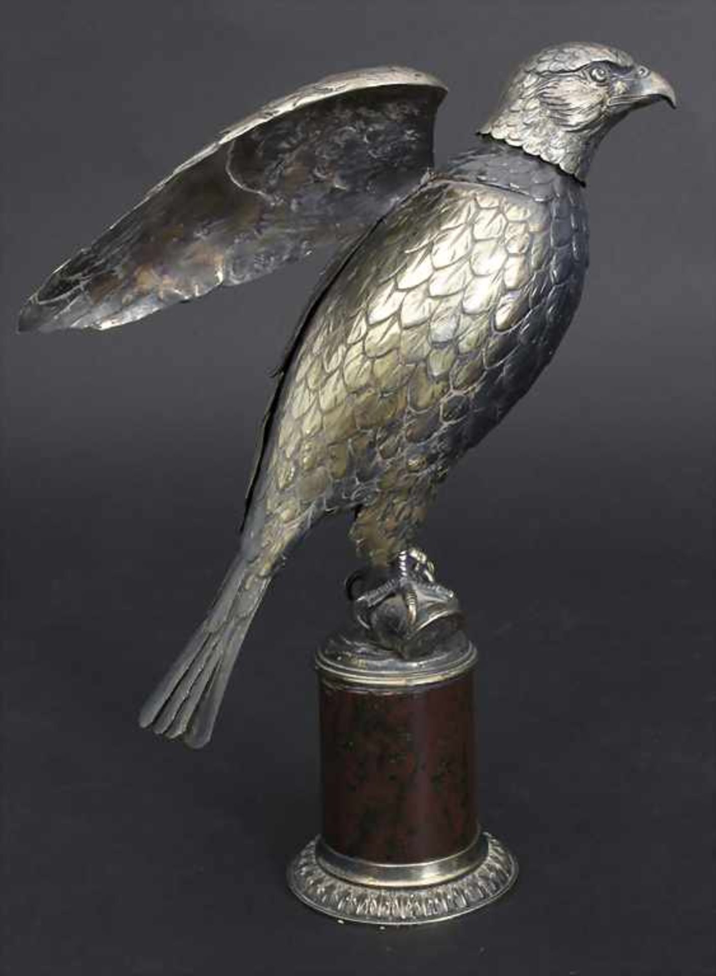 Falke / A falcon / Un faucon, J.D. Schleisner & Söhne, Hanau, um 1880< - Bild 2 aus 6