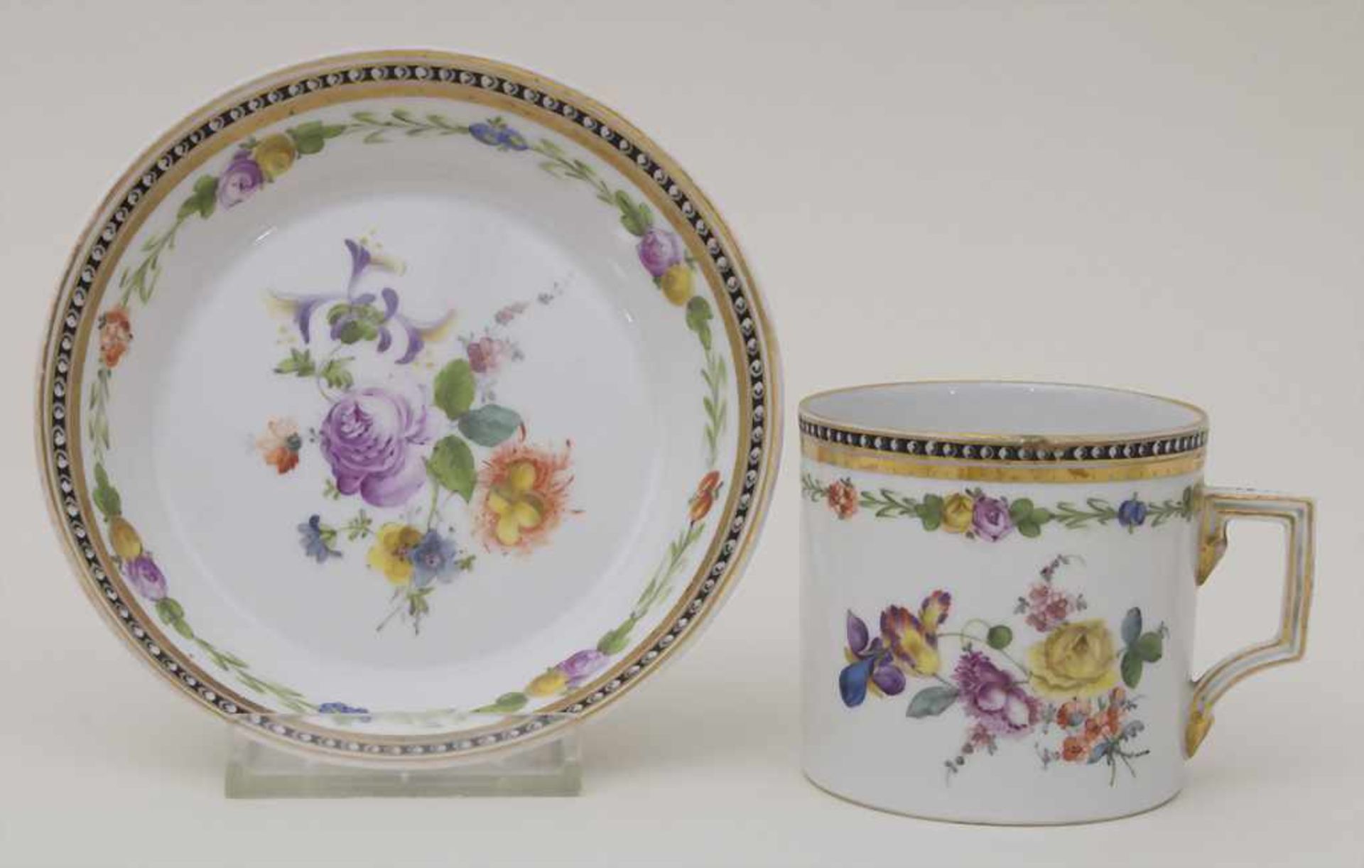 Empire Tasse mit Unterschale / A tea cup and saucer, Nyon, Schweiz, um 1800