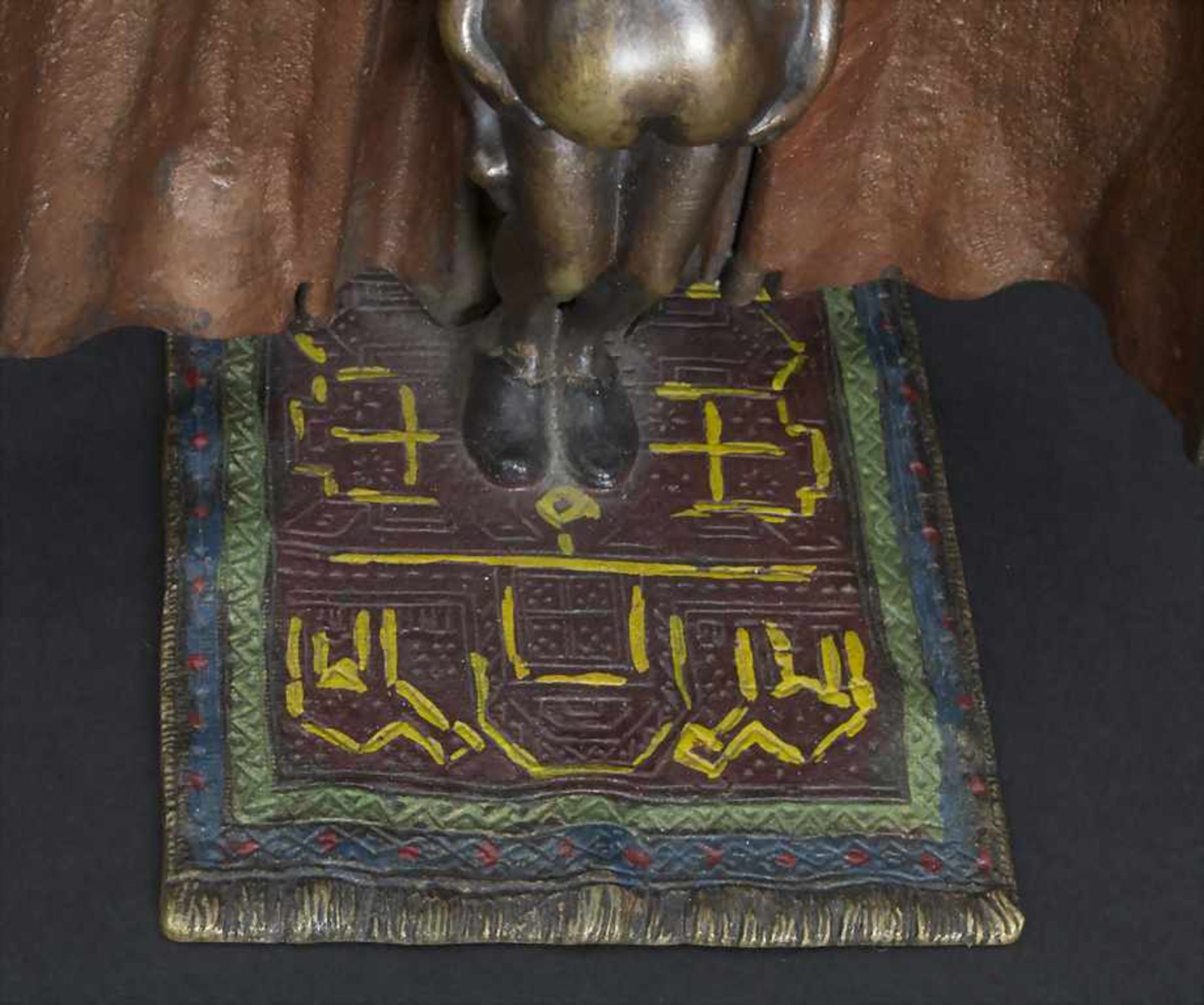 Wiener Bronze von Xaver Bergmann, Erotika-Figur 'Orientale mit Katze' / An erotic figure 'An Arab - Image 4 of 5