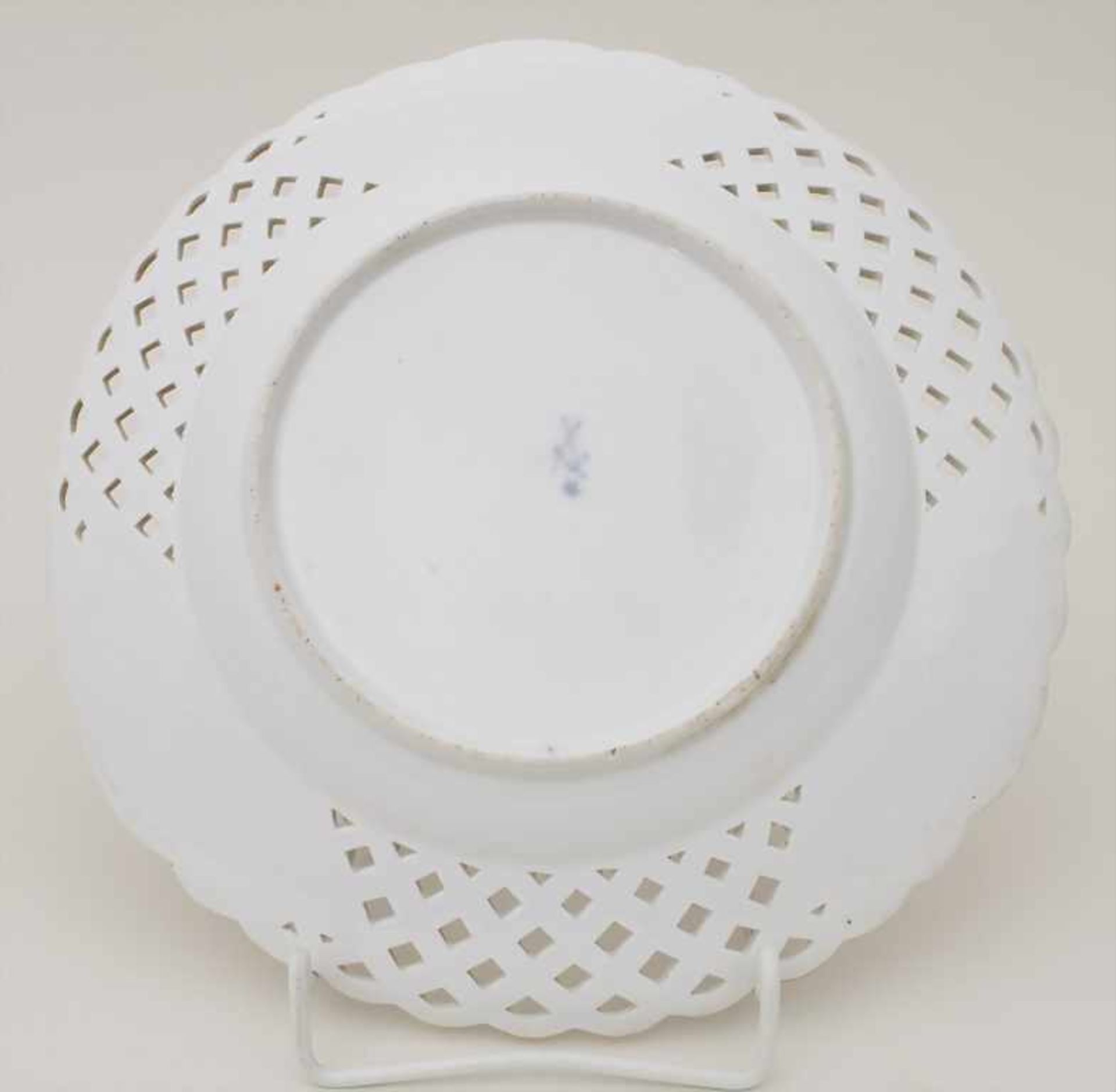 Korb-Teller / A plate, Meissen, um 1780 - Bild 4 aus 5