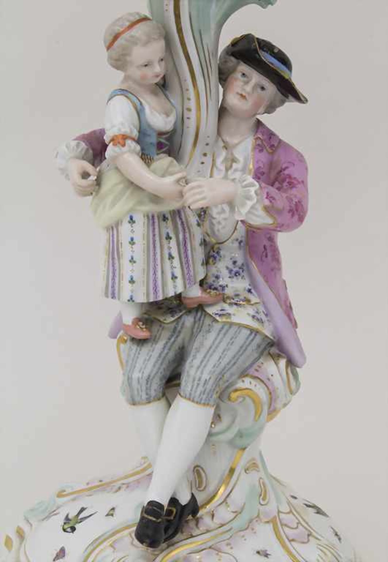 Kerzenleuchter mit galanten Szenen / A candlesticks with courting scenes, Meissen, 19. Jh. - Bild 7 aus 12