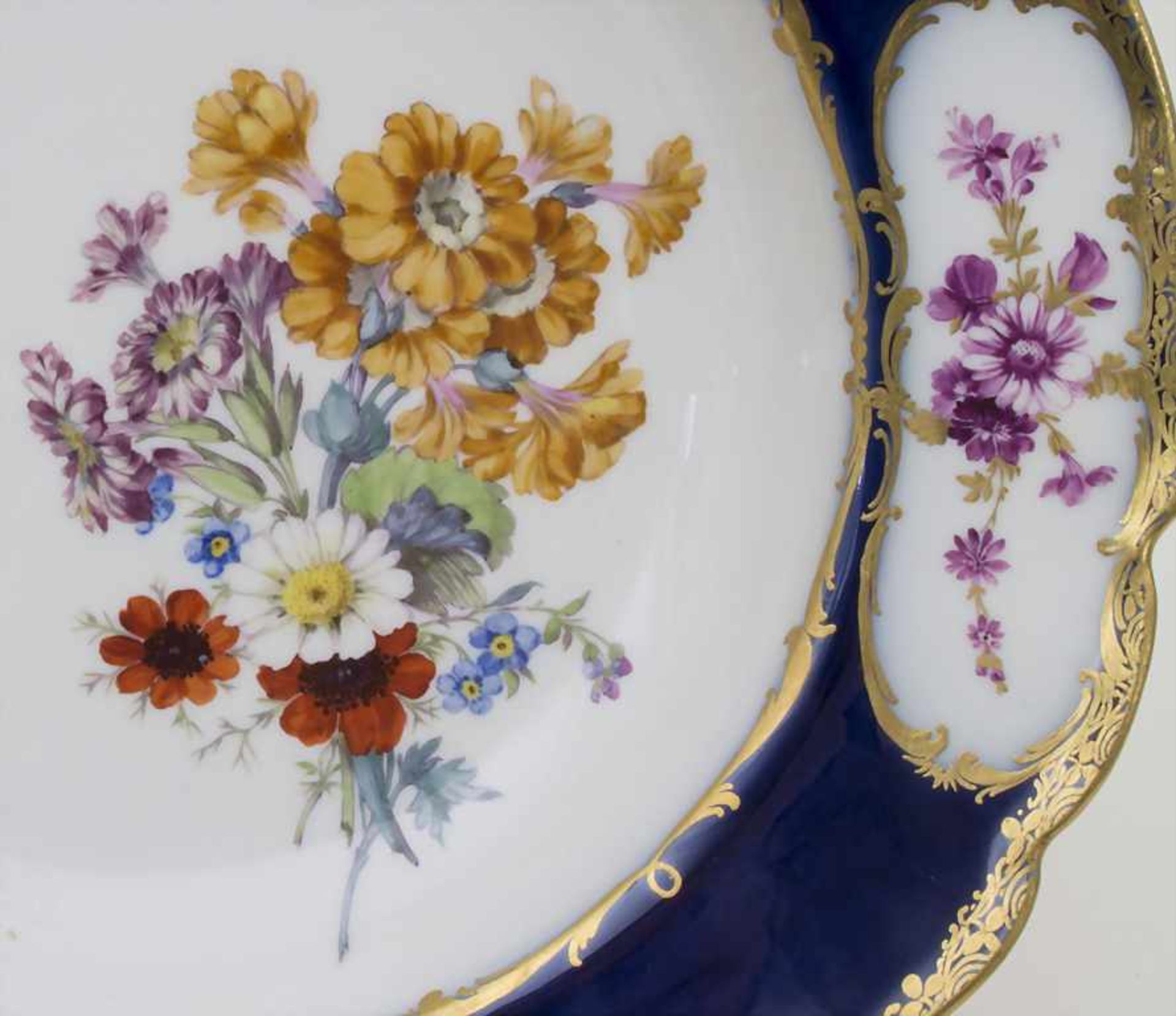 Rokoko Teller / A Rococo plate, Meissen, 1763-1773 - Bild 2 aus 5