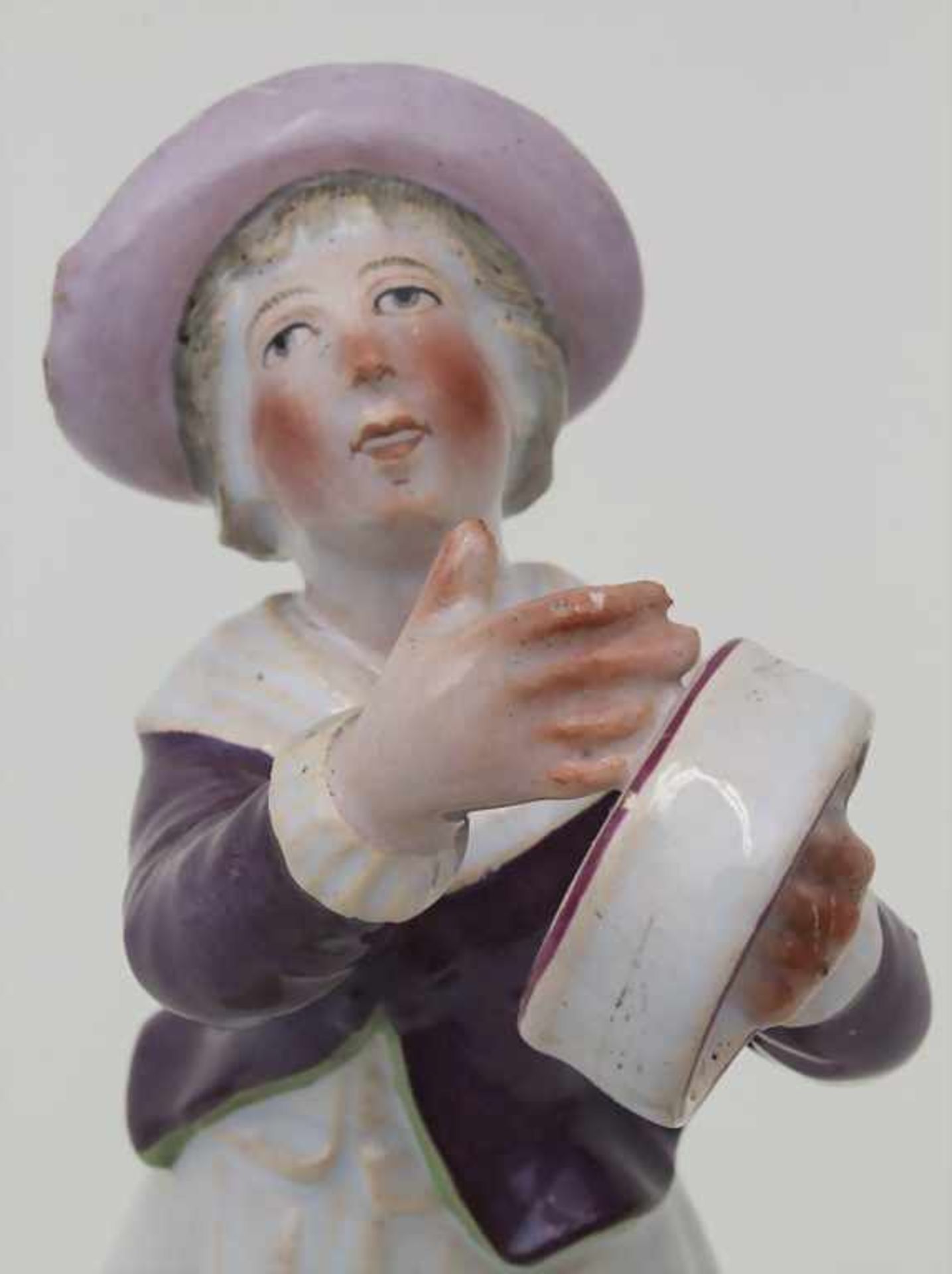 Fayence Figur - Tamburinspieler / A faience figure of a tambourine player, Paul Hannong, Straßburg / - Image 6 of 7