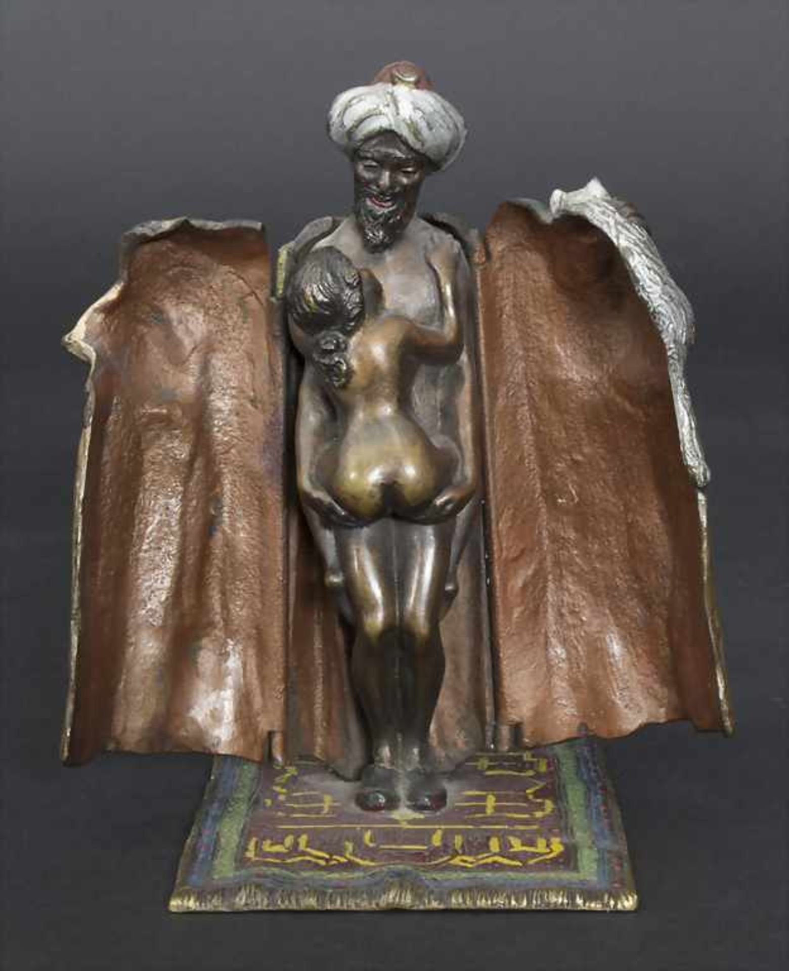 Wiener Bronze von Xaver Bergmann, Erotika-Figur 'Orientale mit Katze' / An erotic figure 'An Arab
