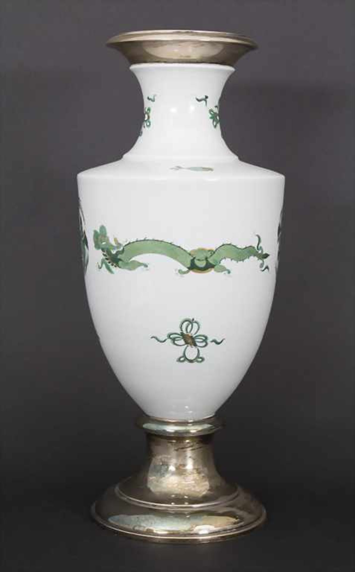 Amphoravase 'Grüner Drache' mit Silbermontierung / An amphora vase 'Green Dragon' with silver mount, - Bild 4 aus 8