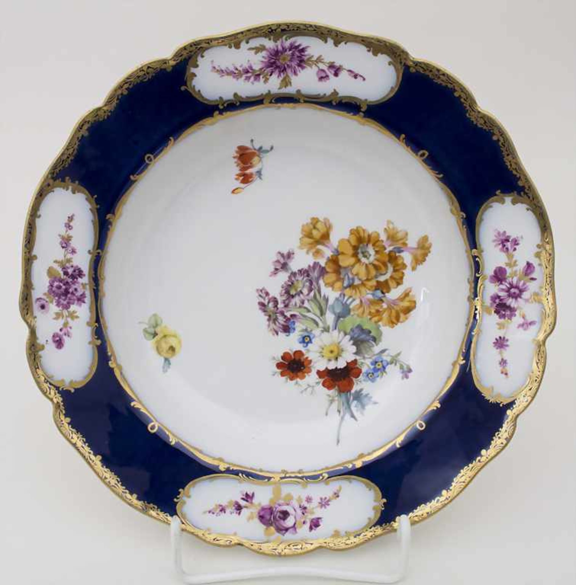 Rokoko Teller / A Rococo plate, Meissen, 1763-1773