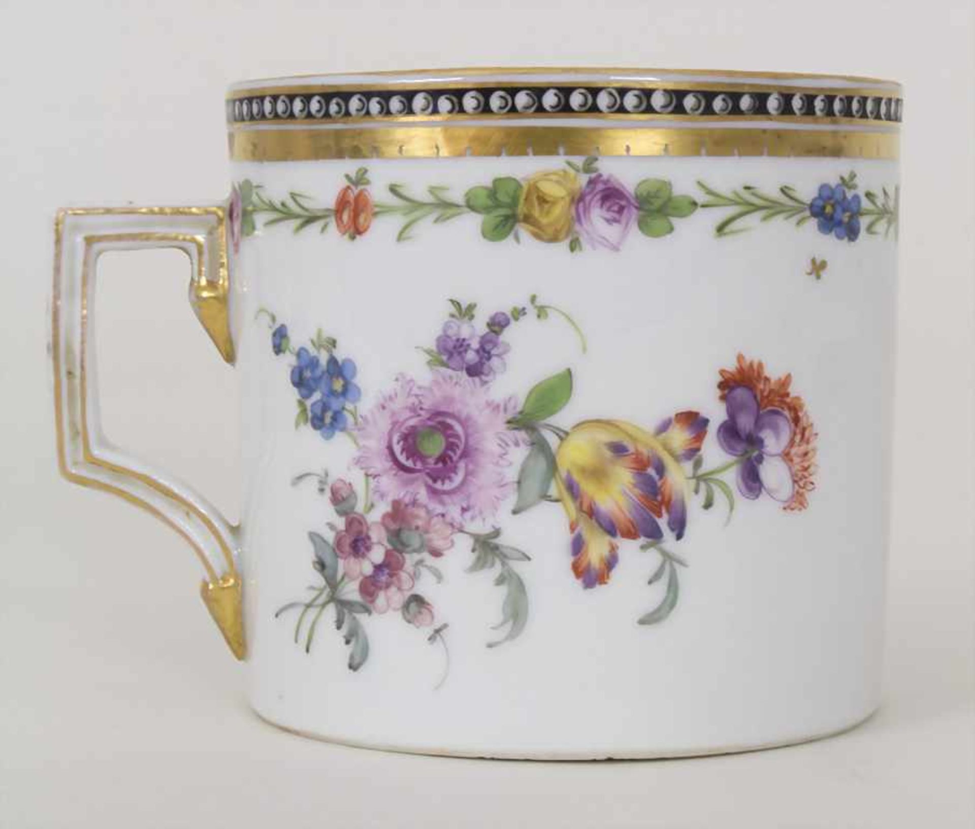 Empire Tasse mit Unterschale / A tea cup and saucer, Nyon, Schweiz, um 1800 - Bild 11 aus 12