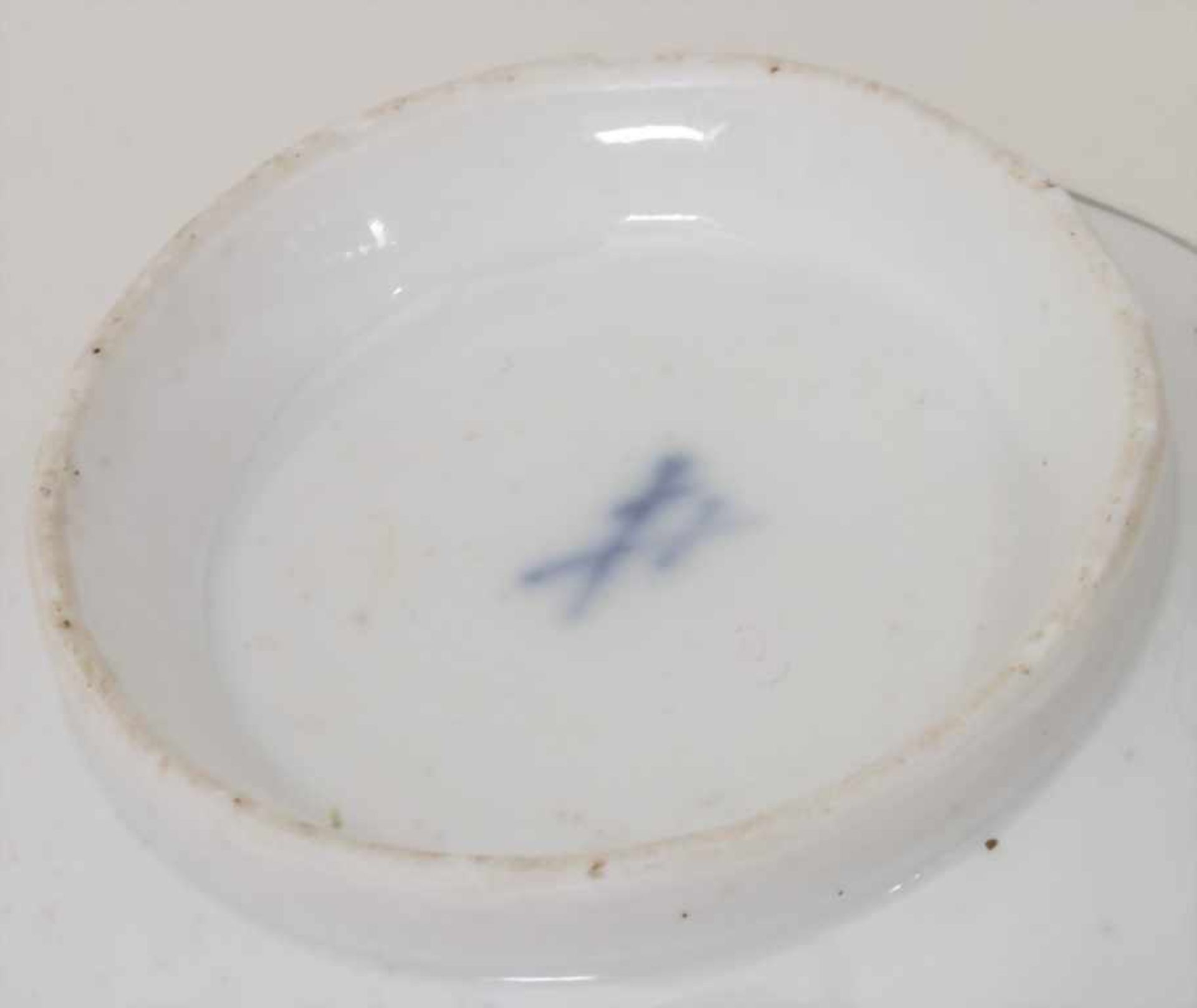 Tasse mit Unterschale / A tea cup and saucer, Meissen, um 1750 - Bild 11 aus 11