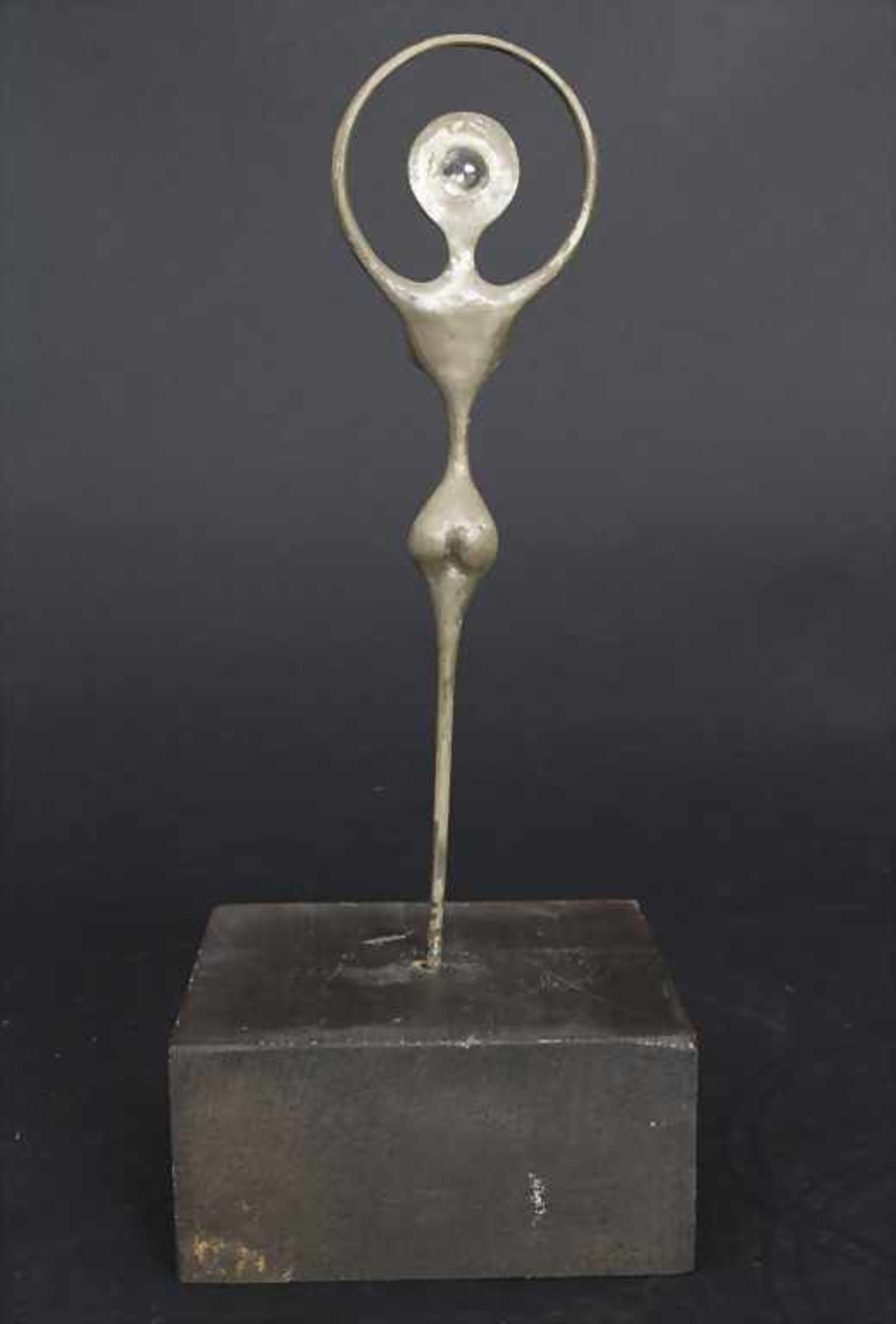 Karl Fetzer (20. Jh.), 'Stilisierter weiblicher Akt' / 'A stylised female nude' - Bild 3 aus 3