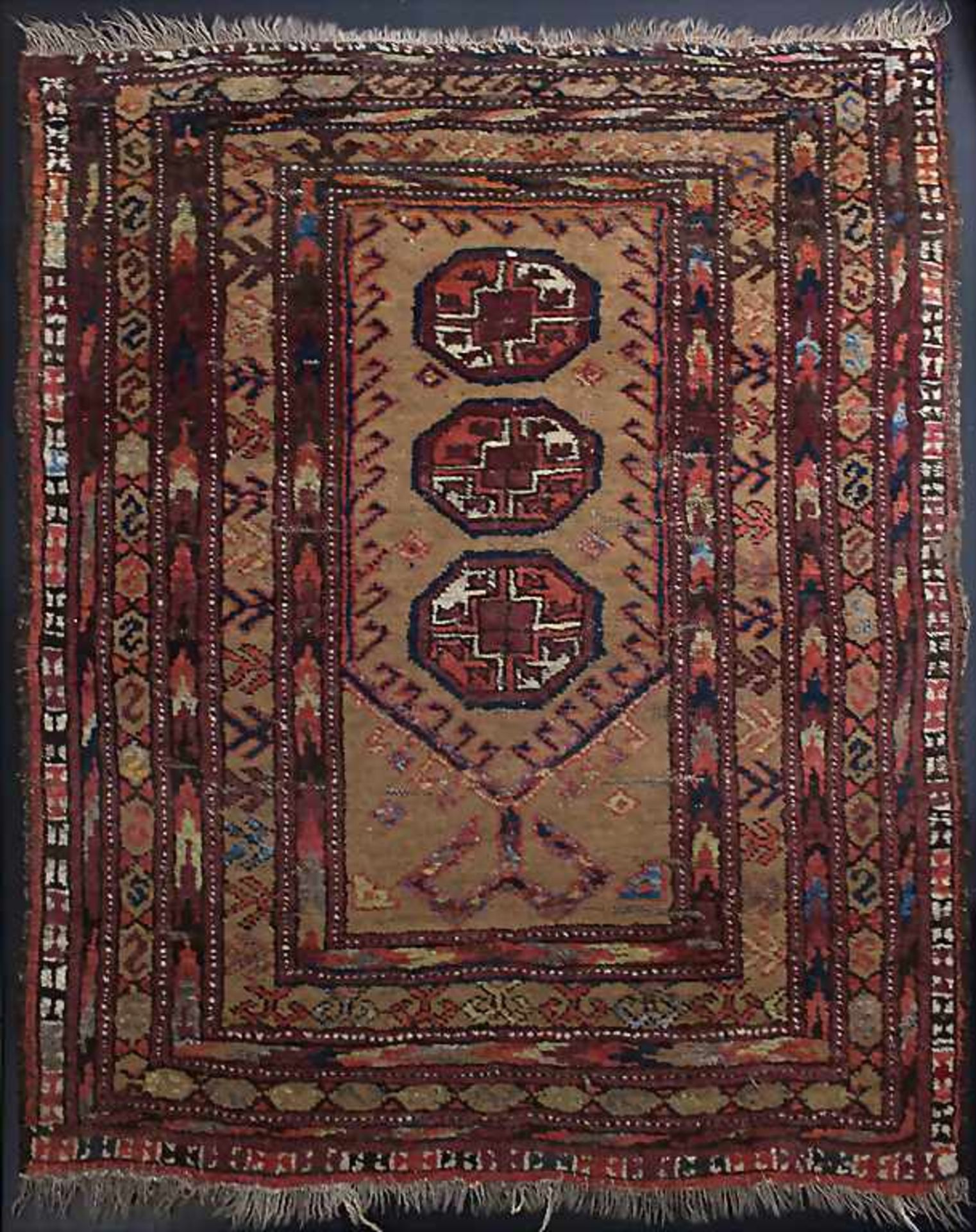 Orientteppich / An oriental carpet, wohl Turkmene