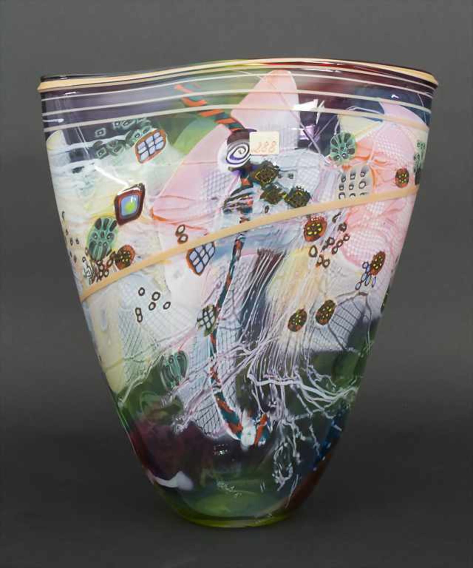 Designer-Glasvase / A design glass vase, Wes Hunting, Wisconsin, um 1980