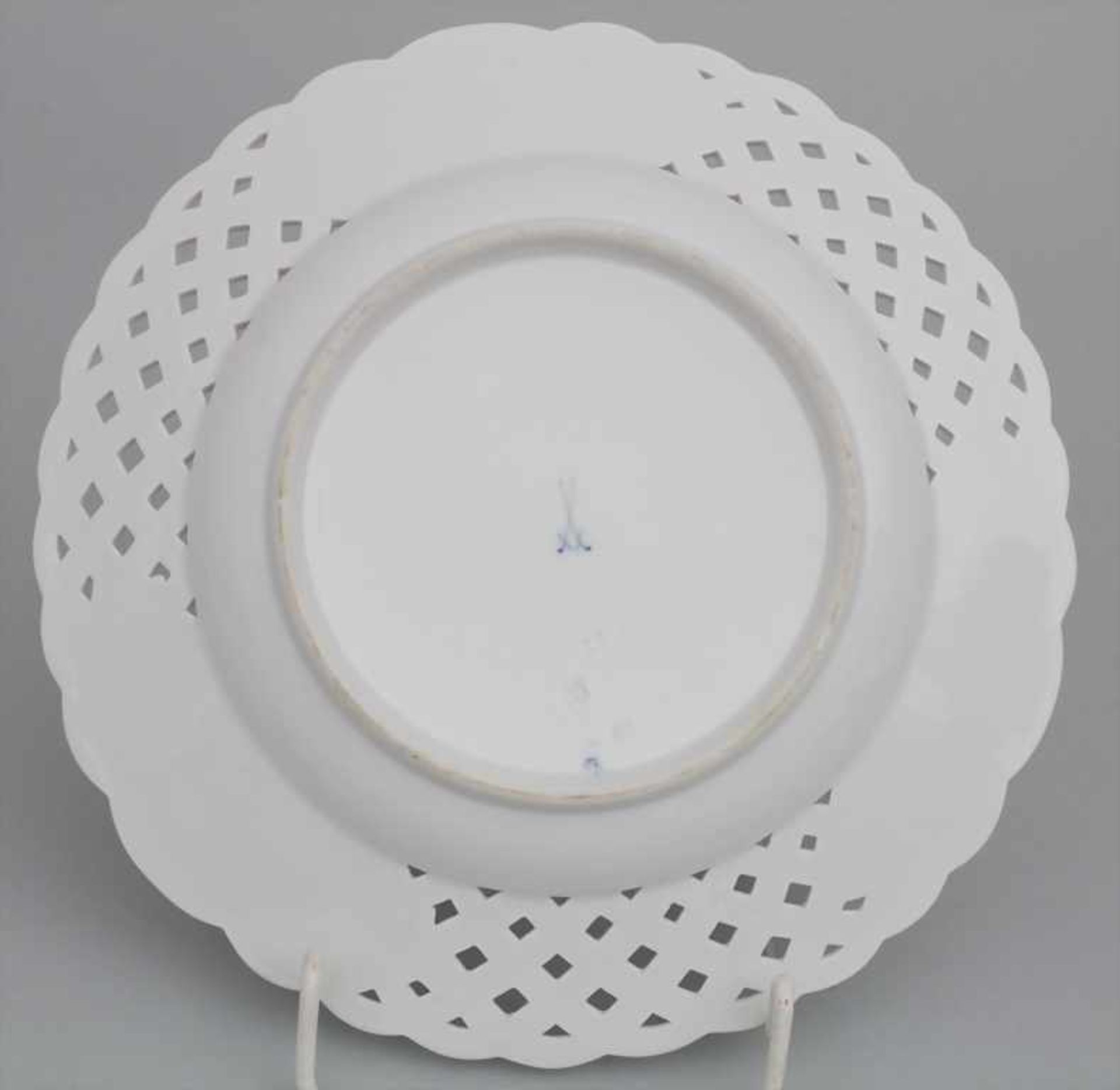 3 Durchbruchteller mit Zwiebelmuster / 3 reticulated plates with blue 'Onion Pattern', Meissen, - Image 3 of 4