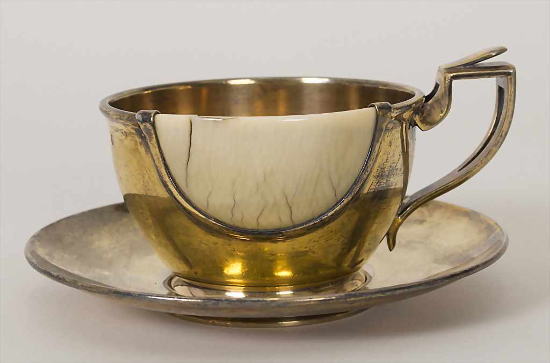 Art Déco Teetasse mit UT / A silver Art Deco tea cup and saucer, Gustave Keller, Paris, um - Bild 4 aus 6