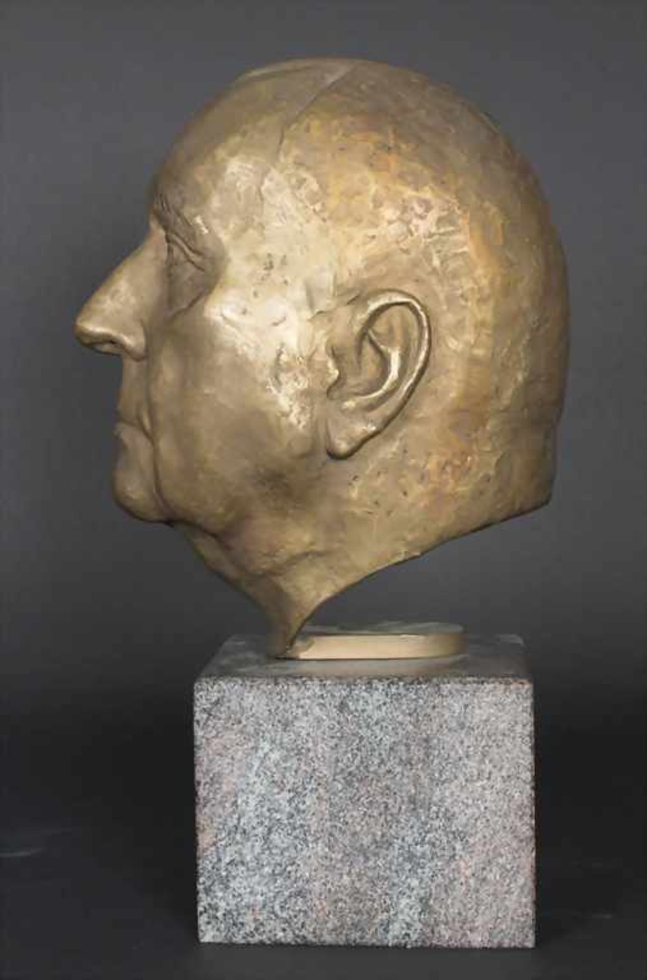 Undine Verdine (20. Jh.) (Zuschreibung / Attributed), Bronzekopf 'Hardy Schneider-Sato', A bronze - Bild 3 aus 5