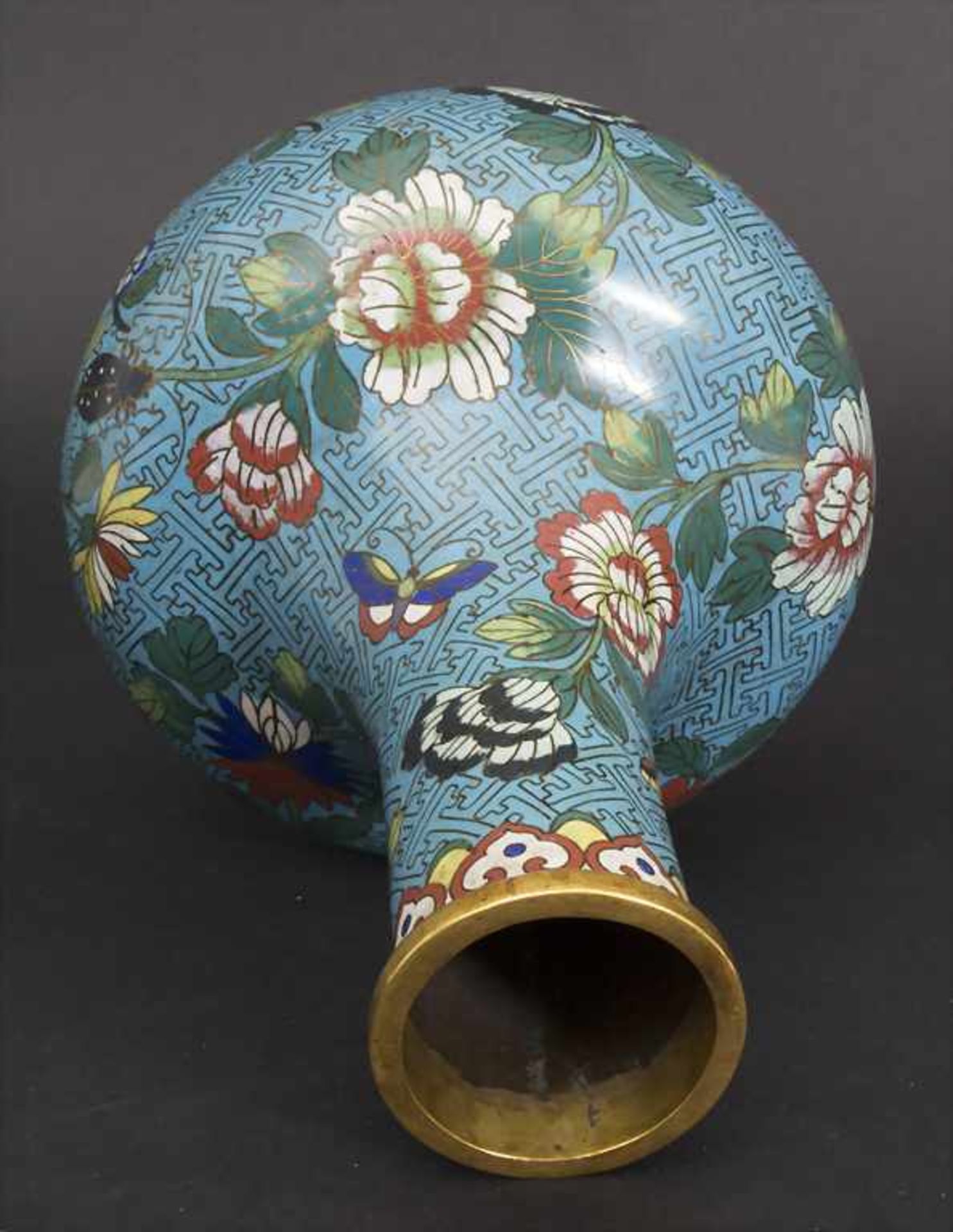 Cloisonné-Ziervase, China, Qing-Dynastie, wohl Qianlong-Periode, 18. Jh. - Bild 5 aus 6