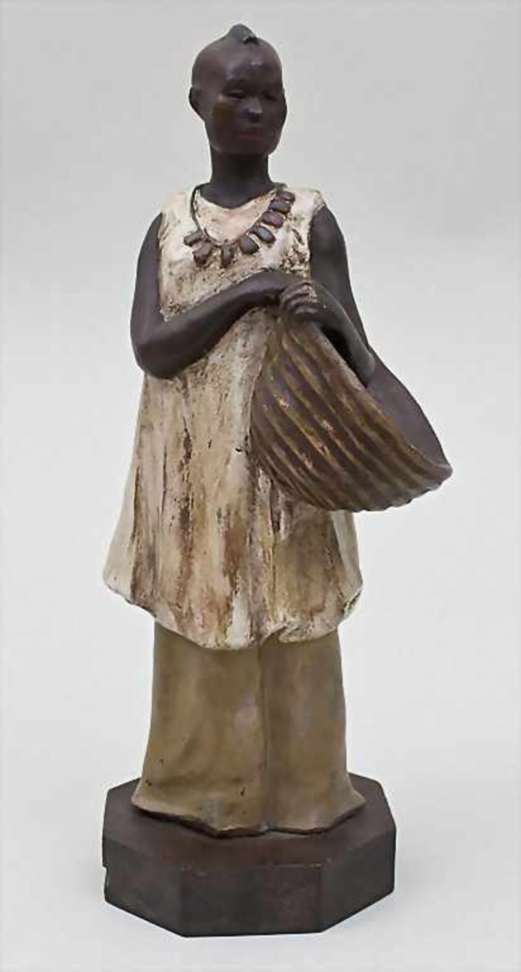 Figur einer Afrikanerin/Earthenware Sculpture Of An African Woman, Yvon Roy, Frankreich, 1. Hälfte