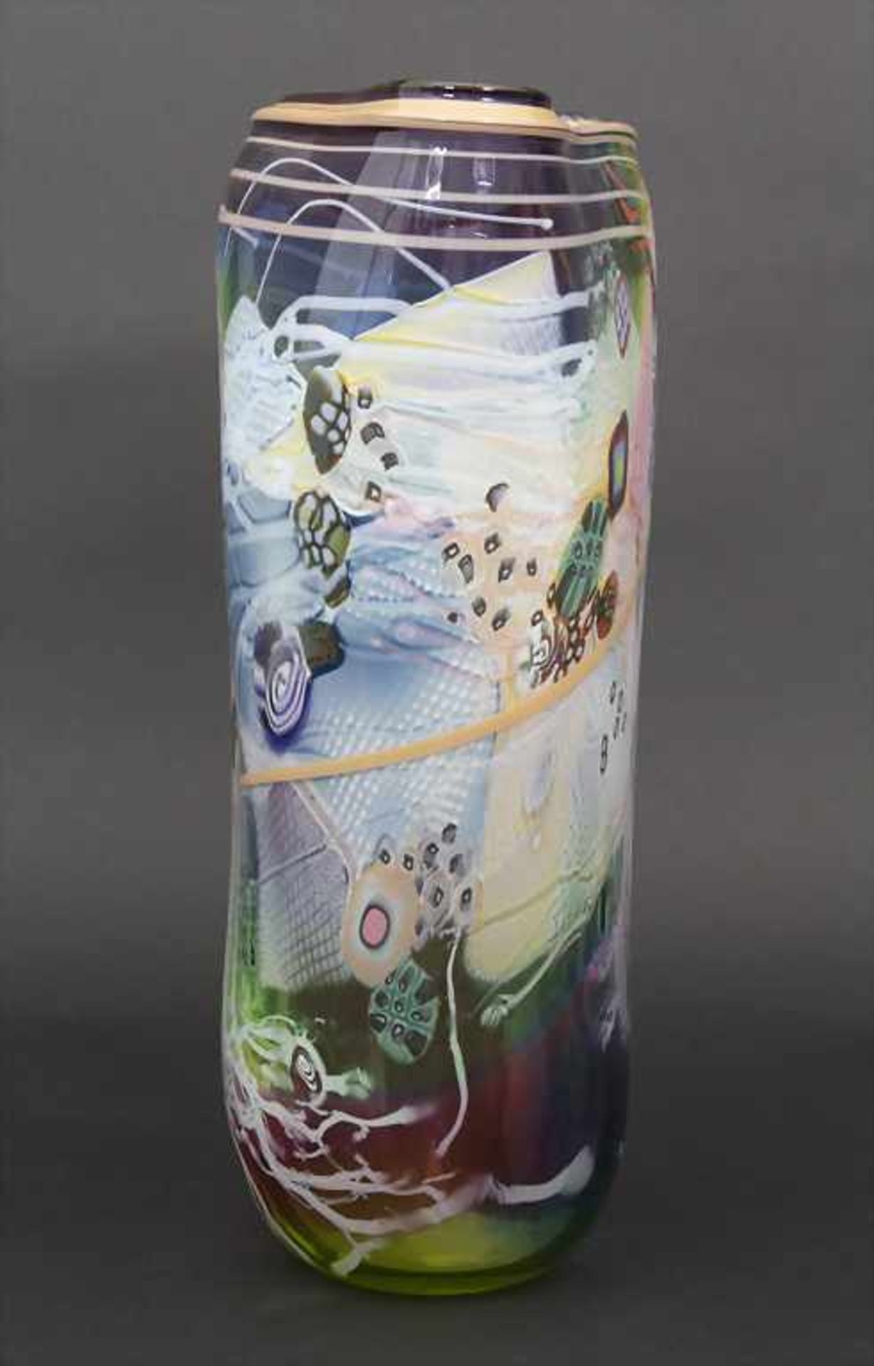 Designer-Glasvase / A design glass vase, Wes Hunting, Wisconsin, um 1980 - Bild 4 aus 7