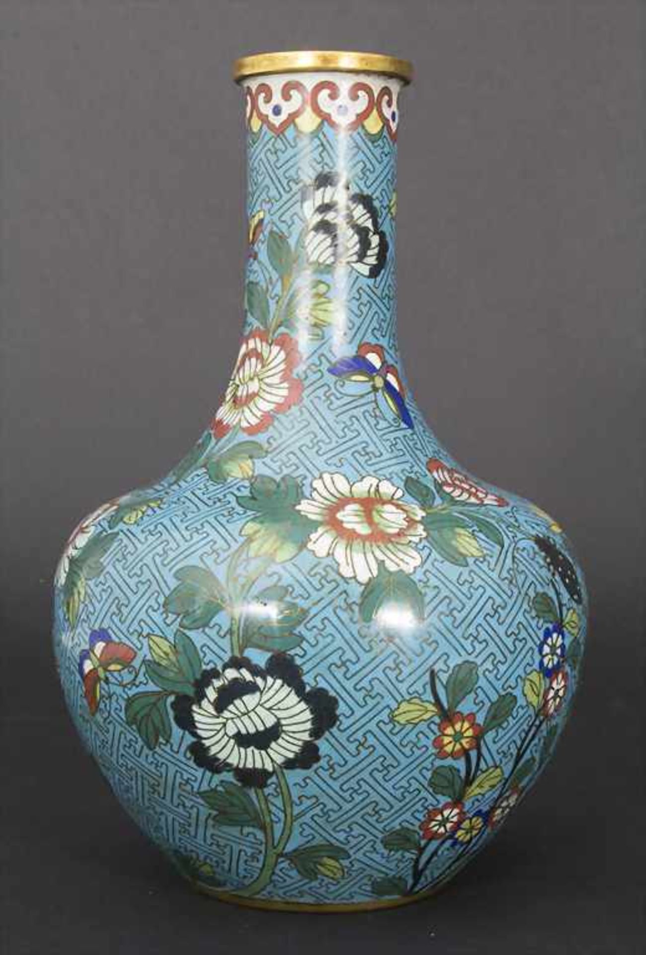 Cloisonné-Ziervase, China, Qing-Dynastie, wohl Qianlong-Periode, 18. Jh.
