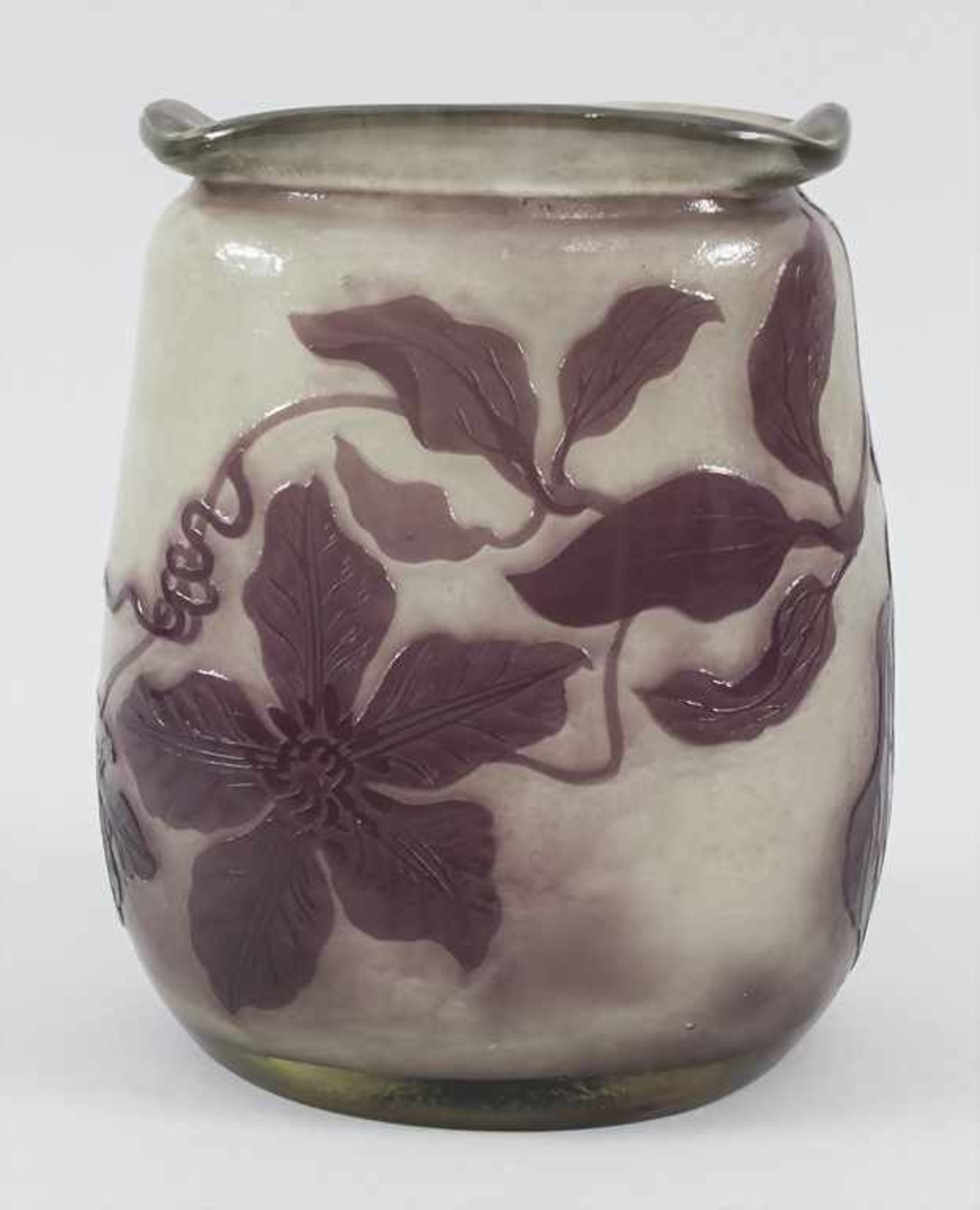 Jugendstil Vase mit Clematis / An Art Nouveau vase, Emile Gallé, Ecole de Nancy, 1898-1904