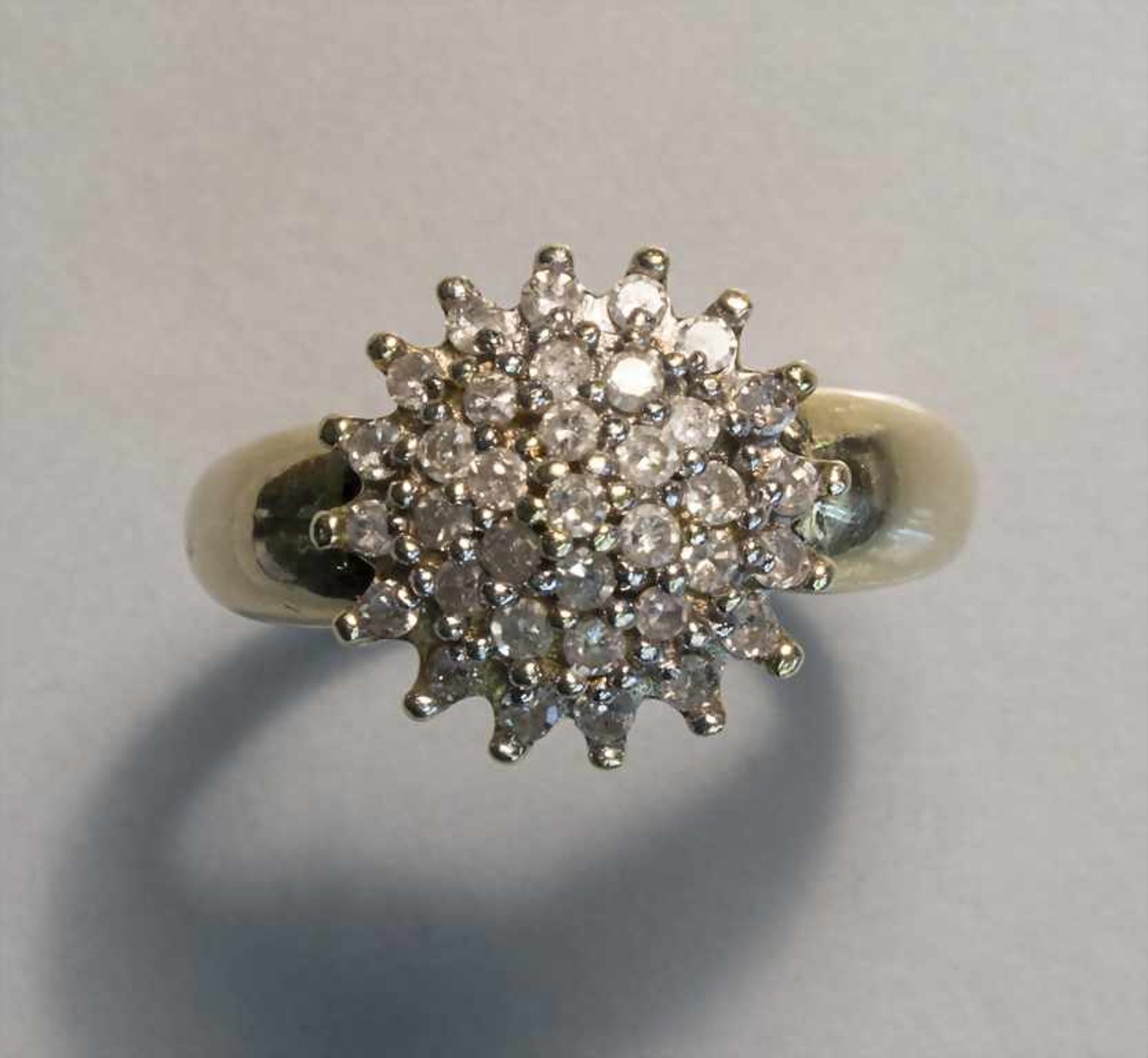 Damenring mit Diamant-Blüte / A ladies ring with a diamond blossom - Image 2 of 4