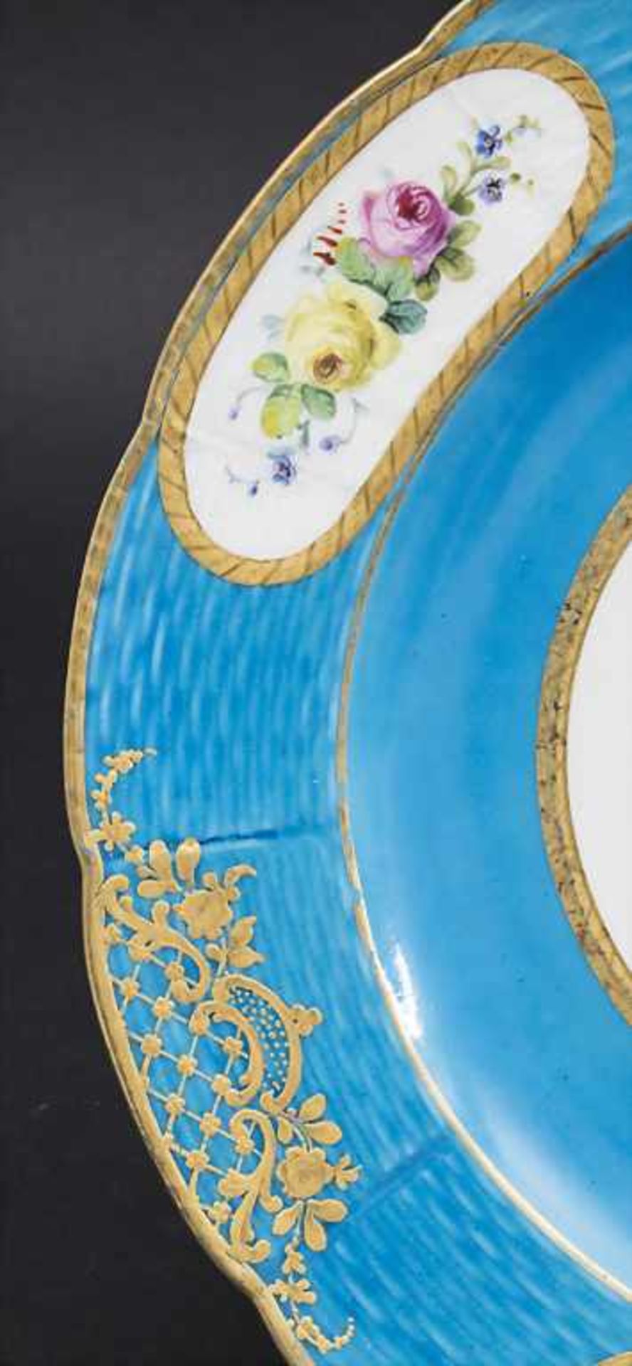 Paar 'Bleu Celeste' Teller mit Vogeldekor / A pair of 'Bleu Celeste' bird plates, Sèvres, - Image 3 of 13