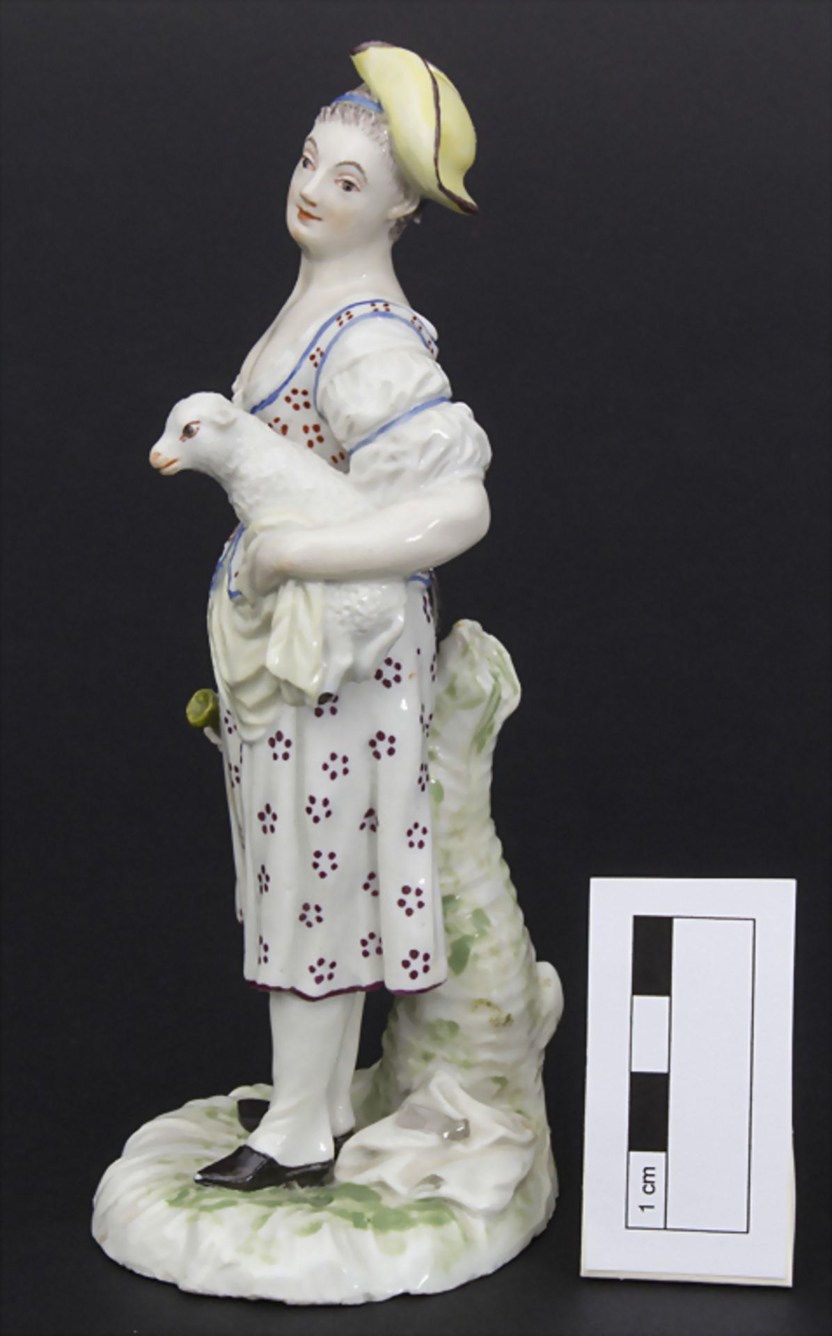 Schäferin mit Lamm / A shepherdess holding a lamb, wohl Joseph Nees, Ludwigsburg, 1760-67 - Bild 2 aus 8