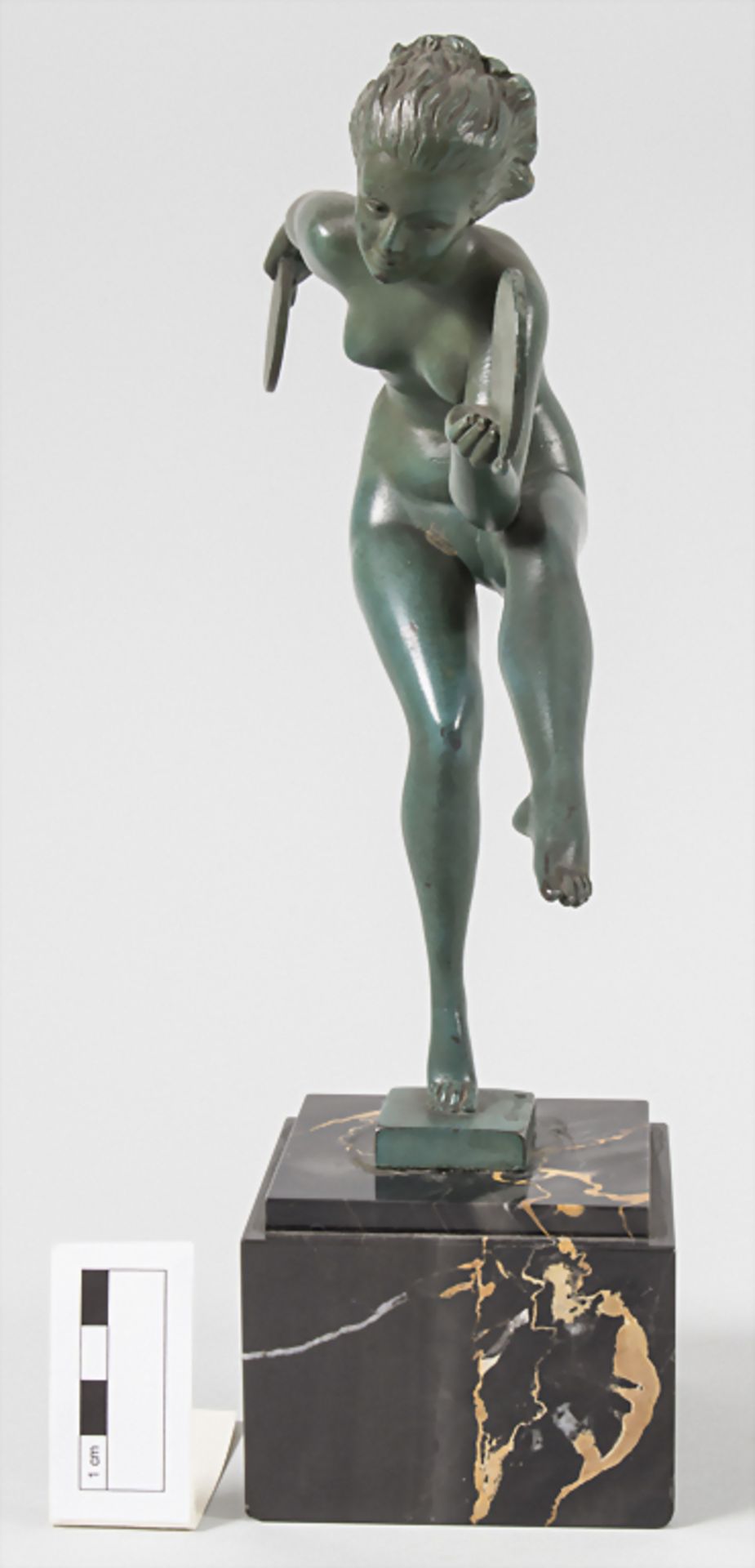 Bronzefigur, 'Tamburintänzerin' / 'A Tambourine dancer', Frankreich, um 1910 - Bild 3 aus 7