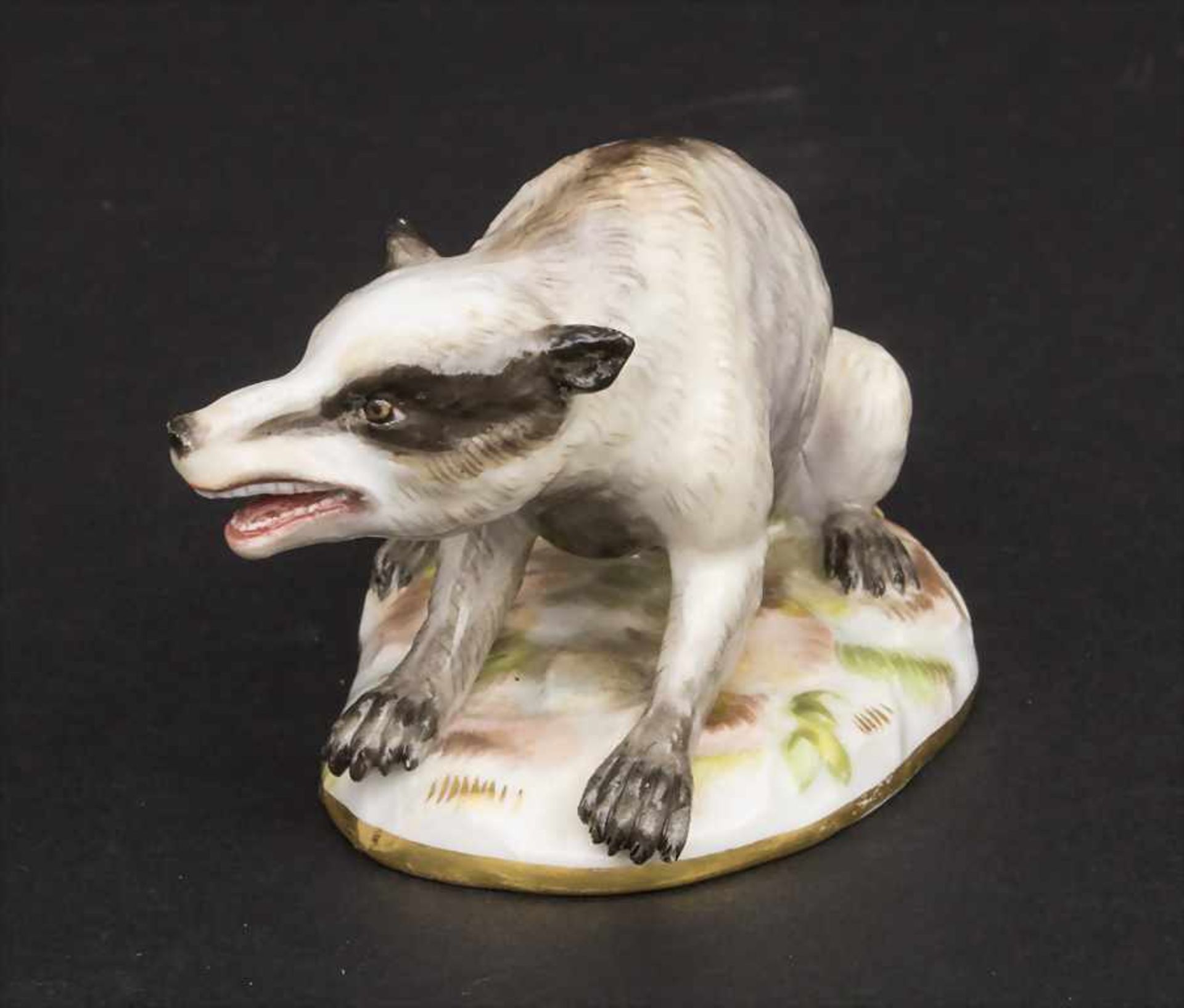 Seltene Tierfigur 'Dachs' / A rare animal figure of a badger, Meissen, Mitte 19. Jh. - Bild 3 aus 9