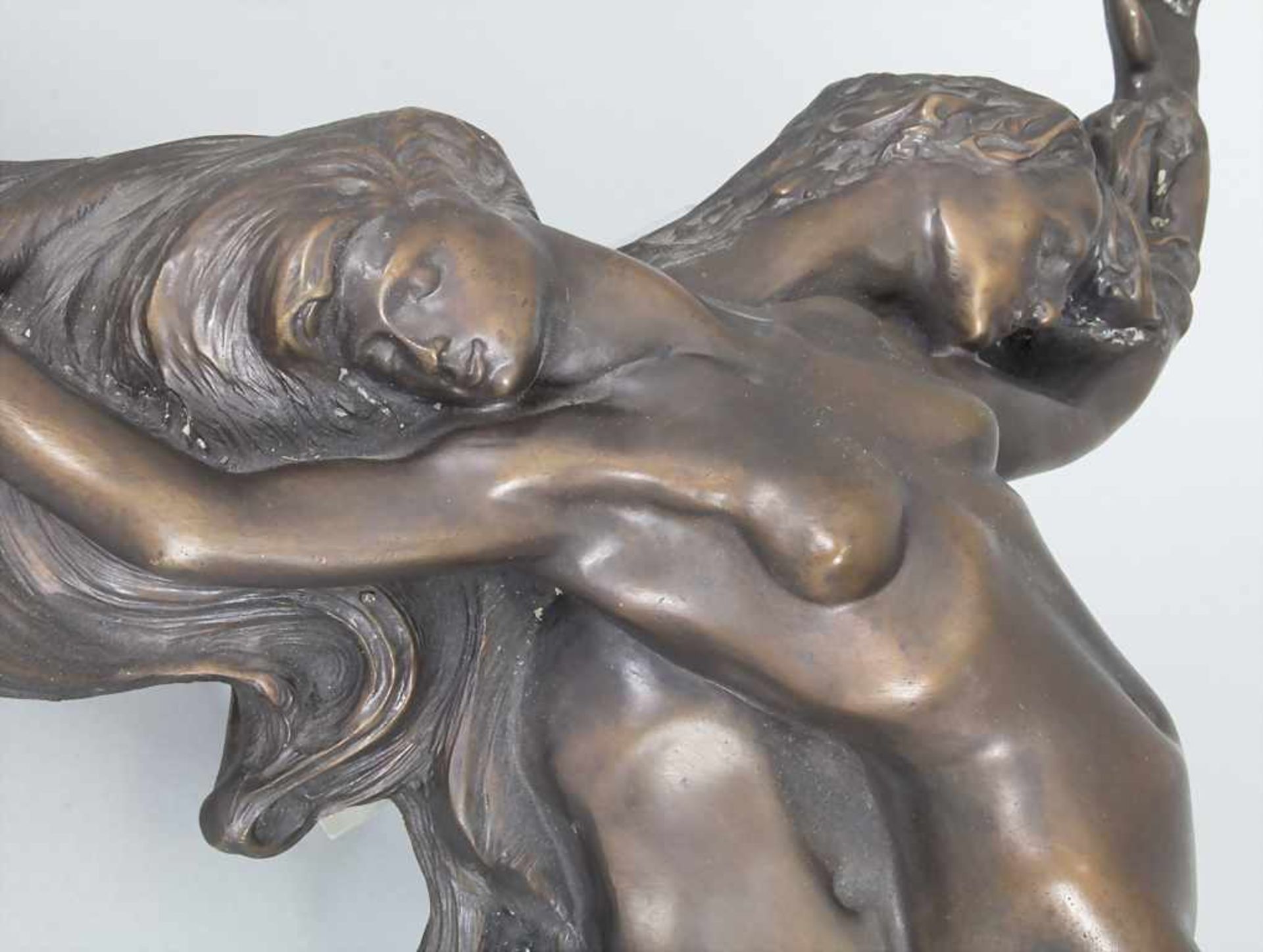 Künstler des 20. Jh., Figurengruppe 'Liebespaar' / A figural group 'Lovers' - Bild 3 aus 6