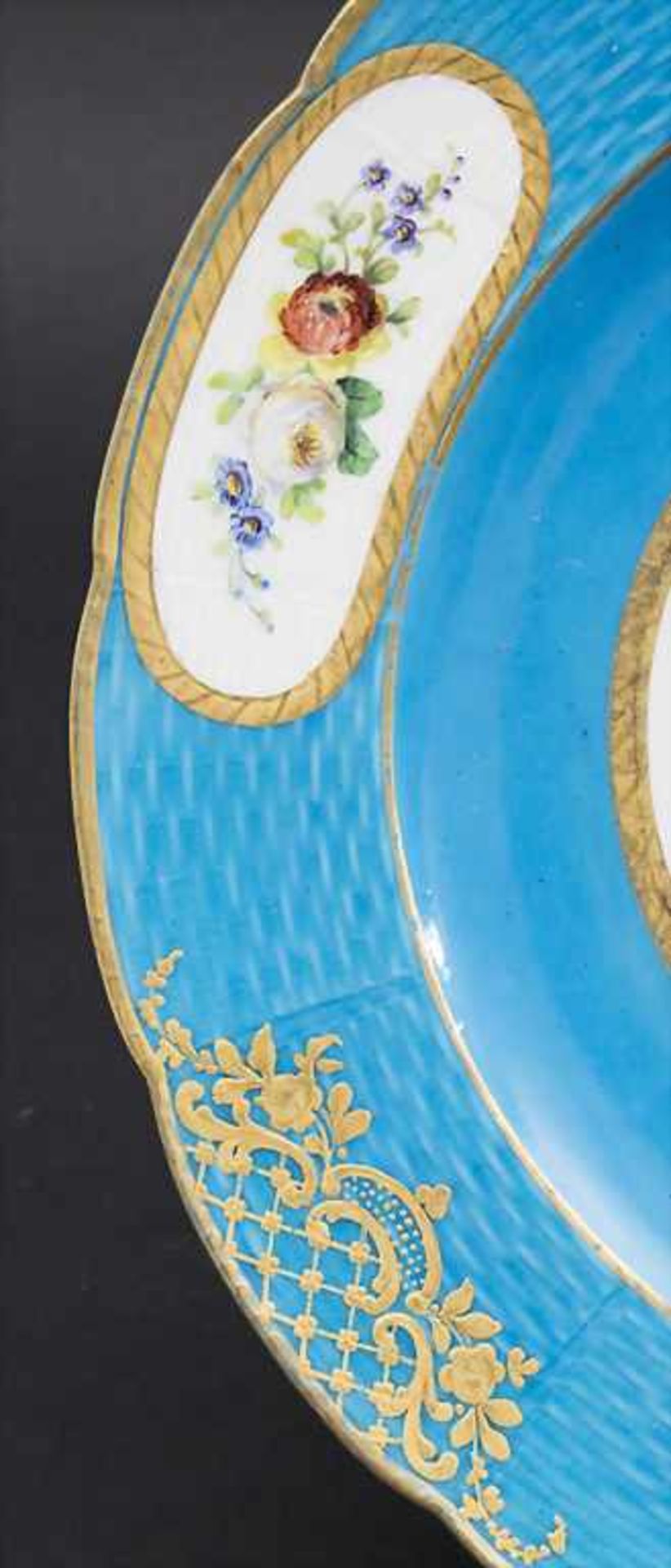 Paar 'Bleu Celeste' Teller mit Vogeldekor / A pair of 'Bleu Celeste' bird plates, Sèvres, - Image 13 of 13