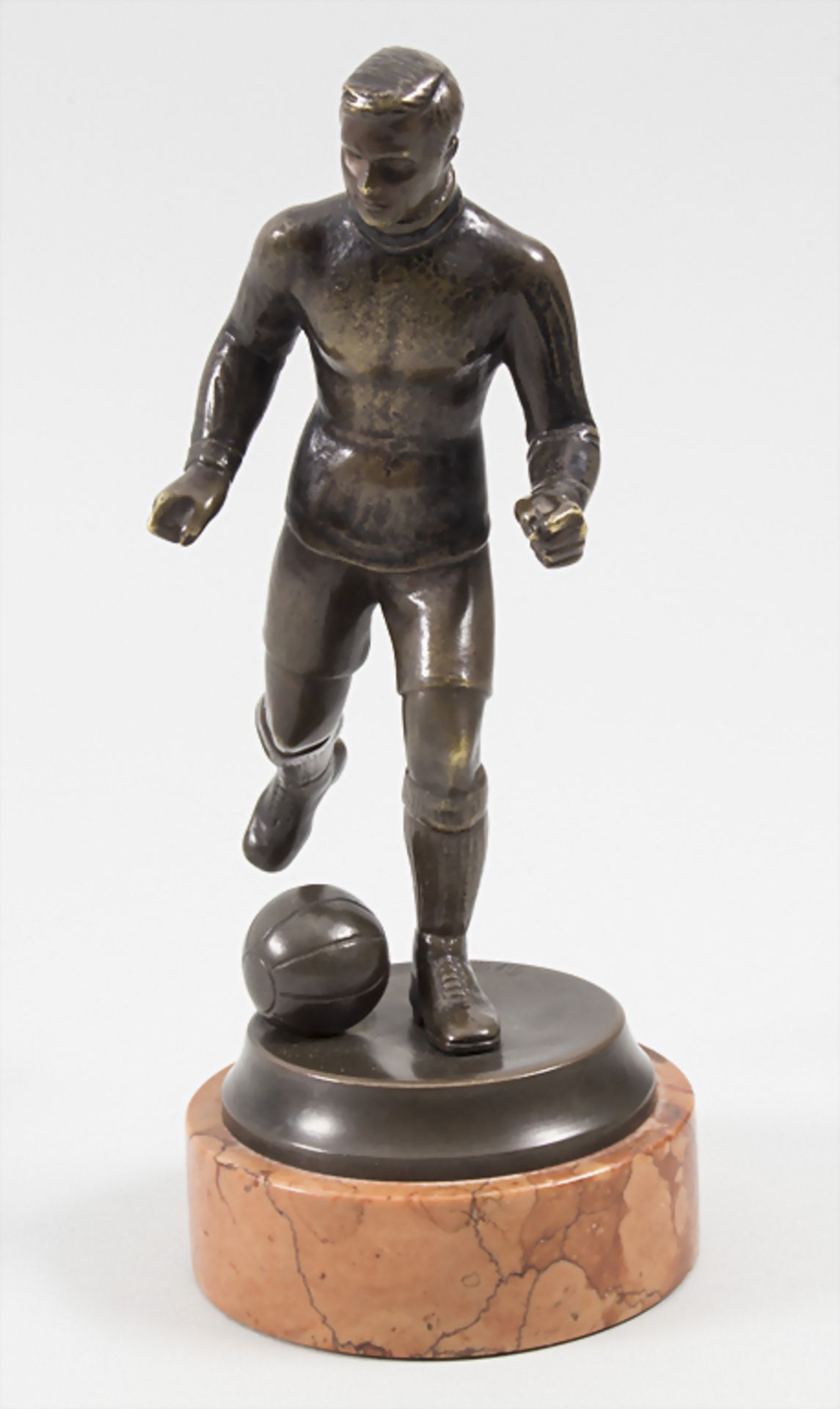 Bruno Zach (1891-1945), 'Fussballspieler / 'A football player'