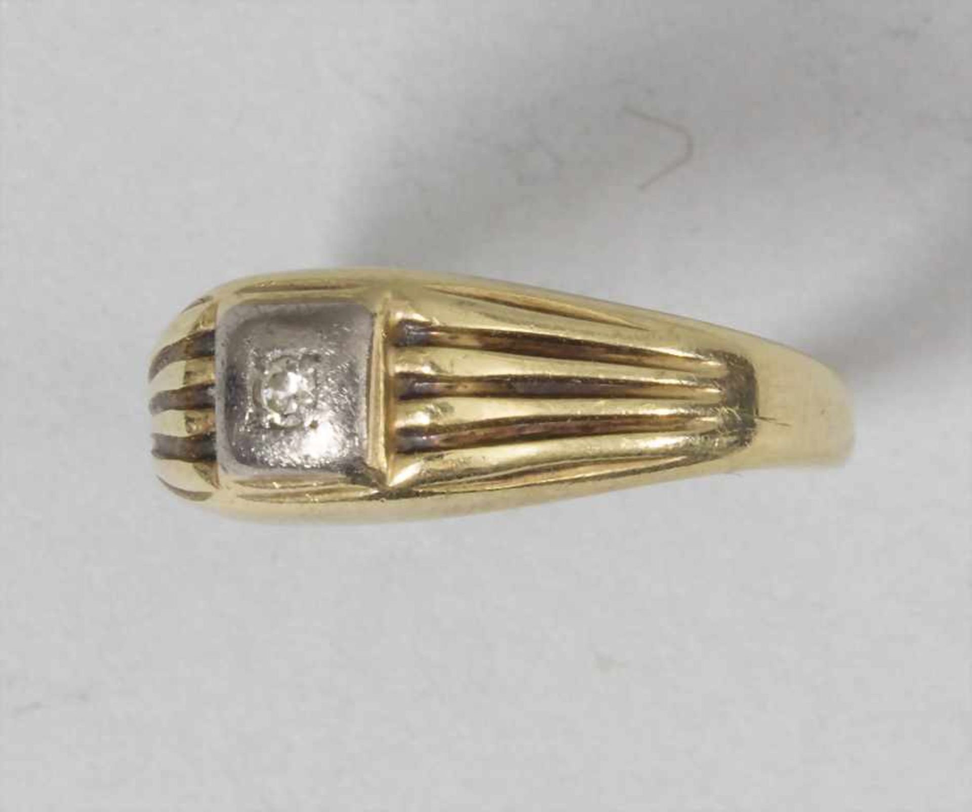 Damenring mit Diamant / A ladies ring with diamond - Bild 2 aus 4