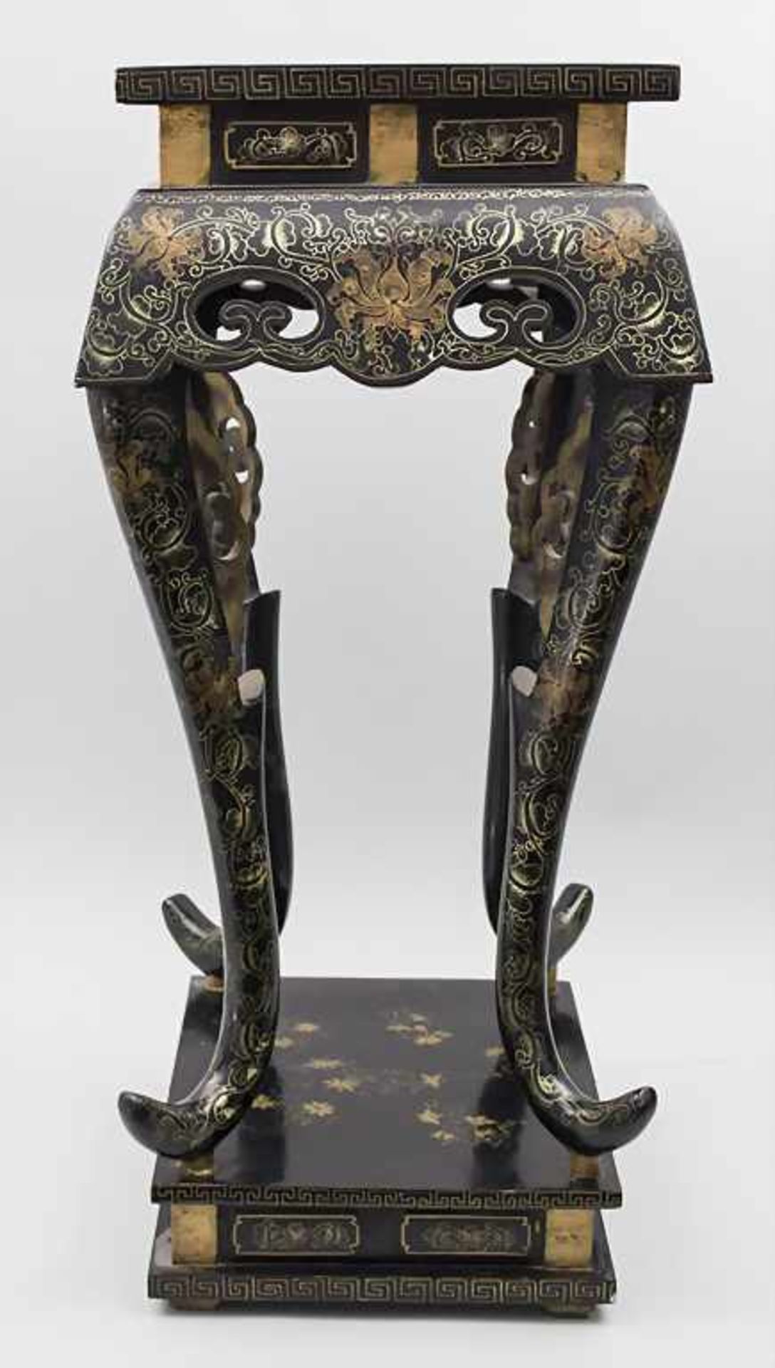 Lacktisch / A lacquer table, China, 20. Jh. - Image 5 of 8