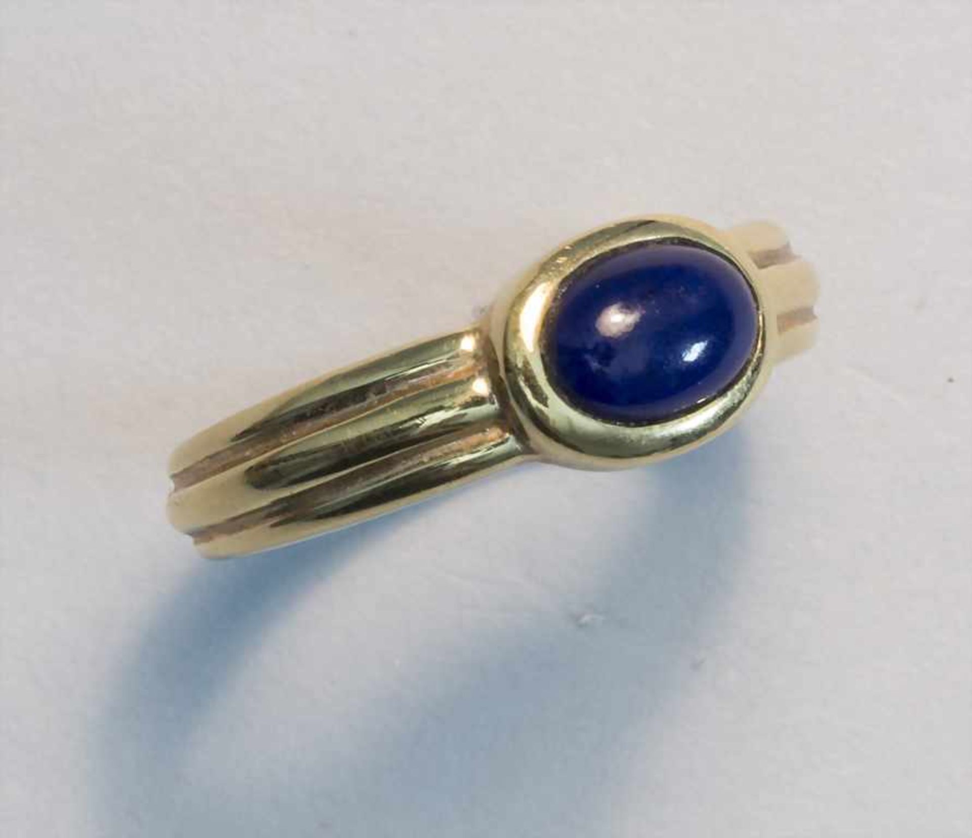 Damenring mit Lapislazuli / A ladies ring with lapis lazuli