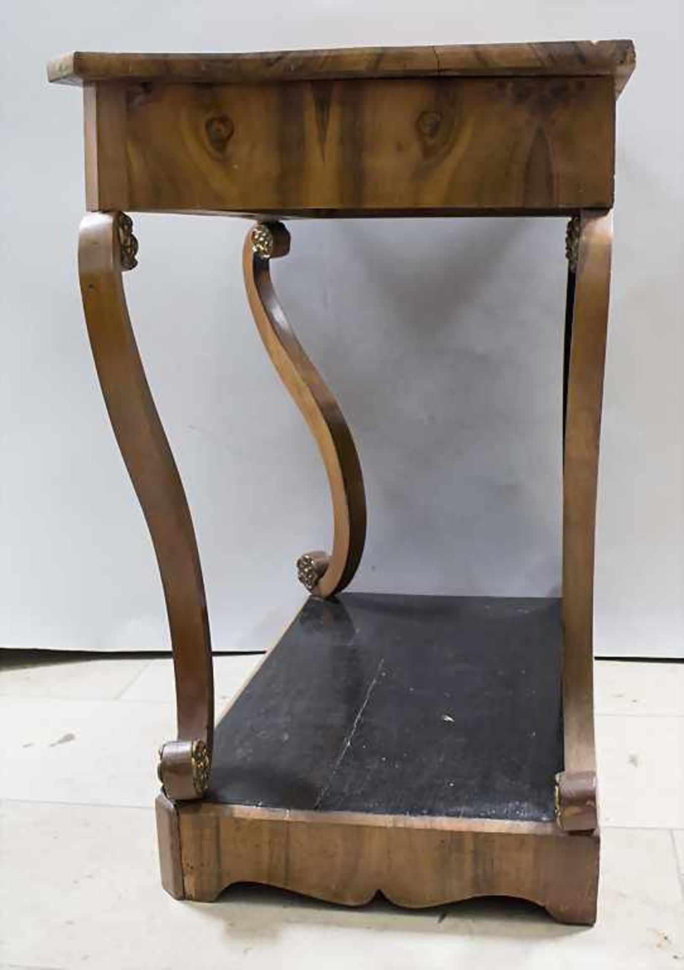 Biedermeier Konsole / A Biedermeier cherry wood console, deutsch, um 1840 - Bild 7 aus 9