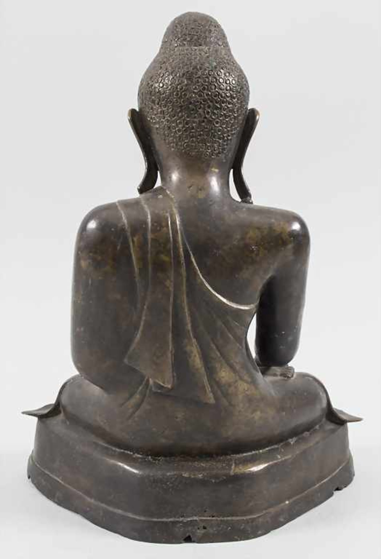 Bronzefigur 'Sitzender Buddha', Burma, Mandalay-Stil, 19. Jh. - Image 5 of 7