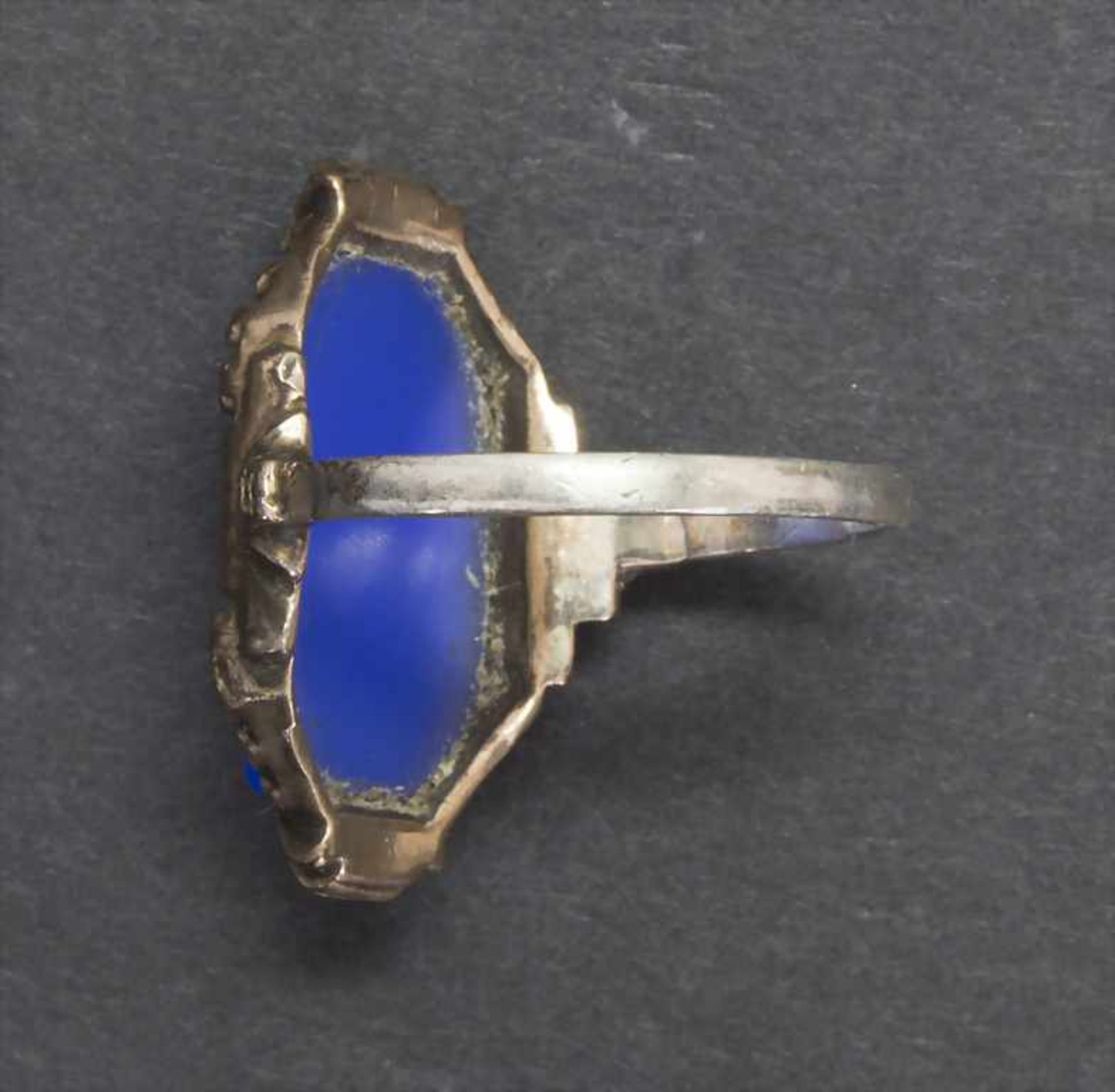 Damenring mit blauem Stein / A ladies ring with a blue stone, 19. Jh. - Bild 3 aus 3