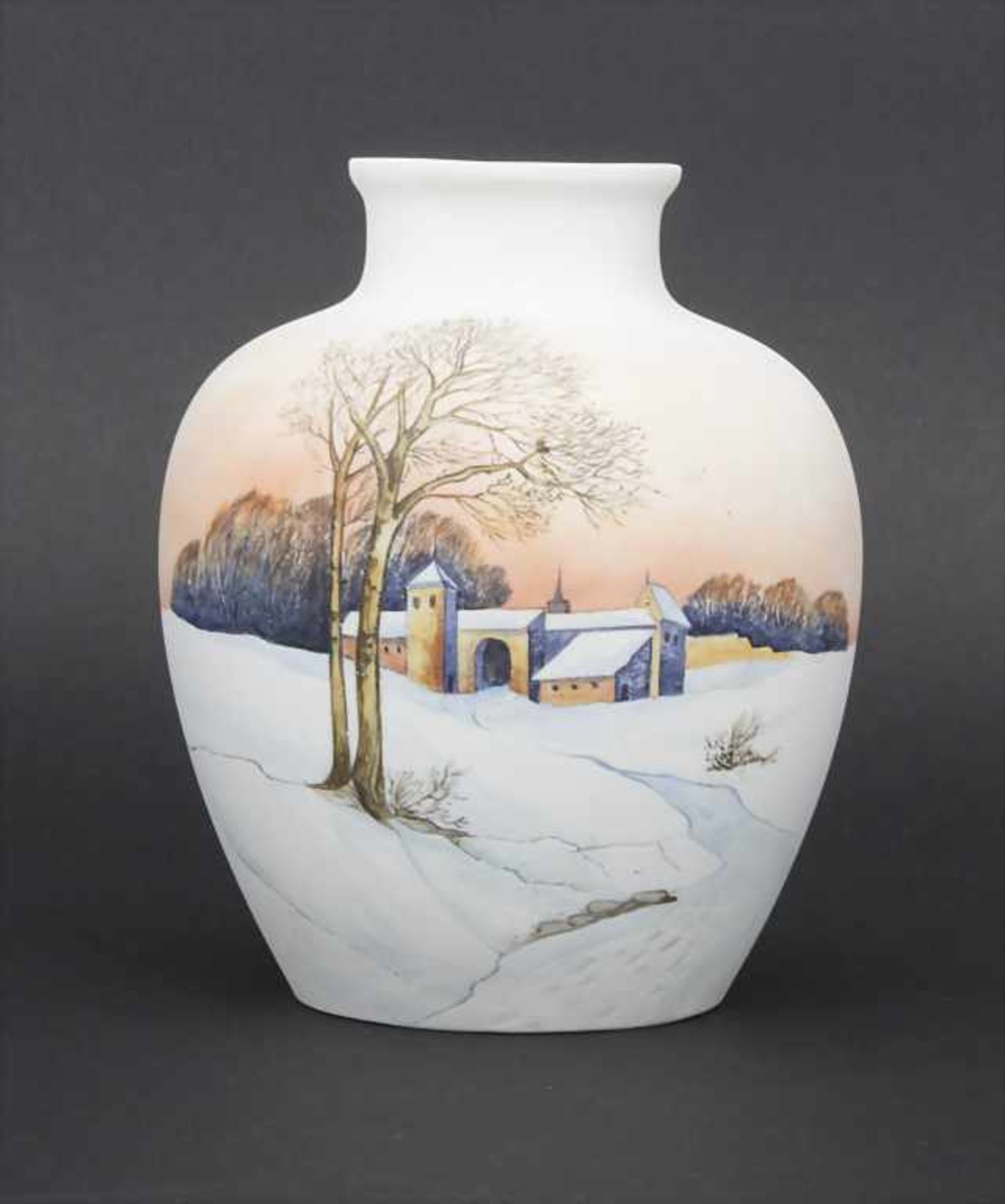 Vase mit Winterlandschaft / A vase with a winter landscape, Karl Ens, Volkstedt, um 1900