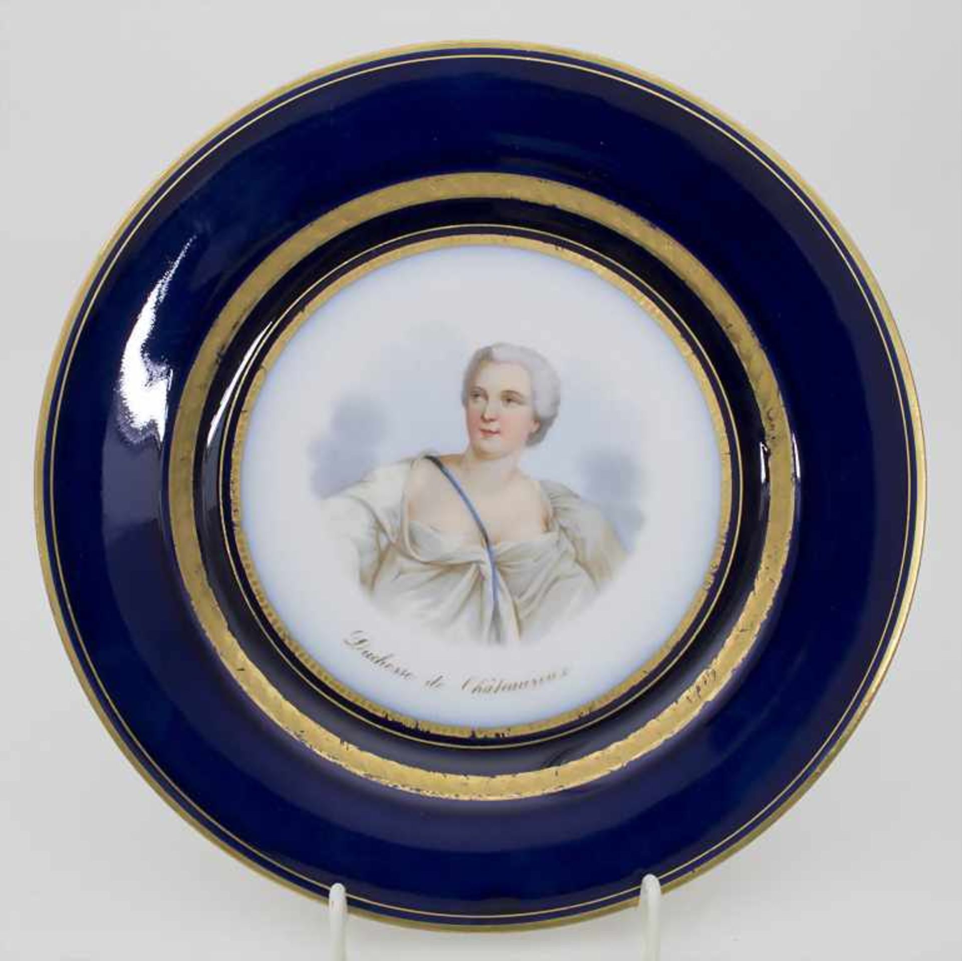 5 Teller mit Damenportraits / A set of 5 plates with ladies portaits, Sèvres, 1860-1861 - Bild 15 aus 17