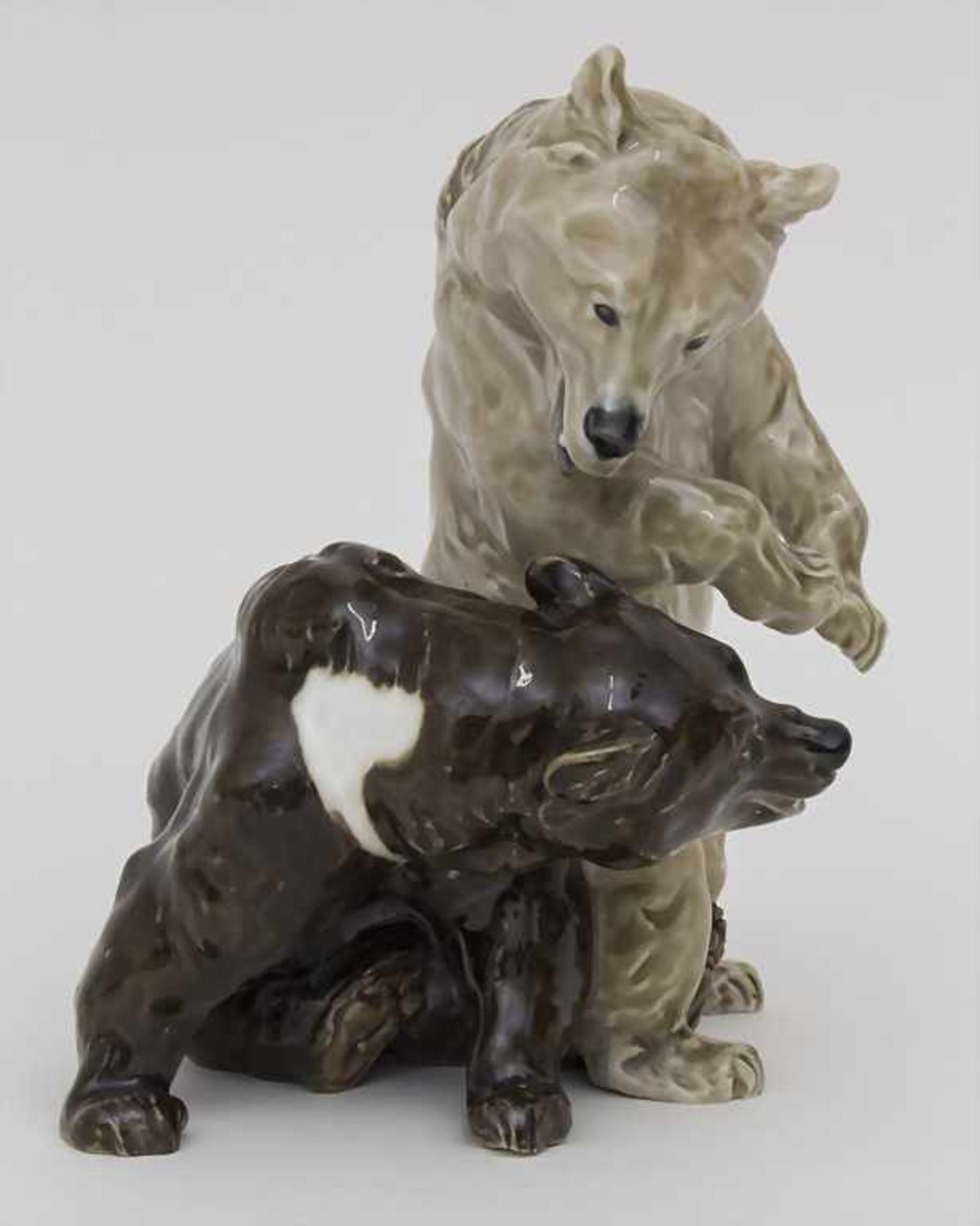 Tierfigurengruppe 'Bären' / An animal figure group 'bears', Erich Hösel, Meissen, 20. Jh. - Bild 3 aus 4