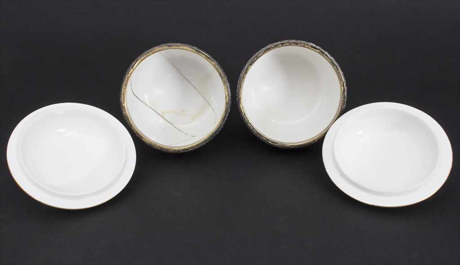 Paar Deckelgefäße mit Silbermontur / A pair of lidded bowls with silver mounts, wohl Frankreich, - Bild 5 aus 9
