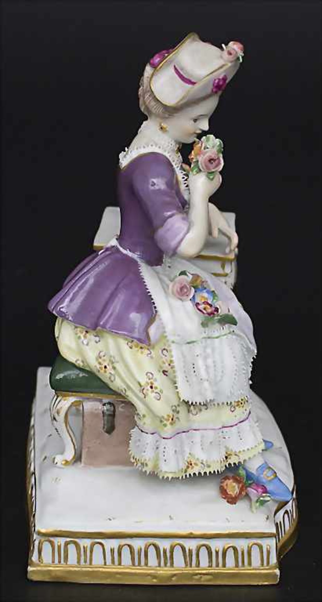 Allegorische Figur einer jungen Dame 'Der Geruch' / An allegorical figure of a young woman 'The - Image 2 of 5