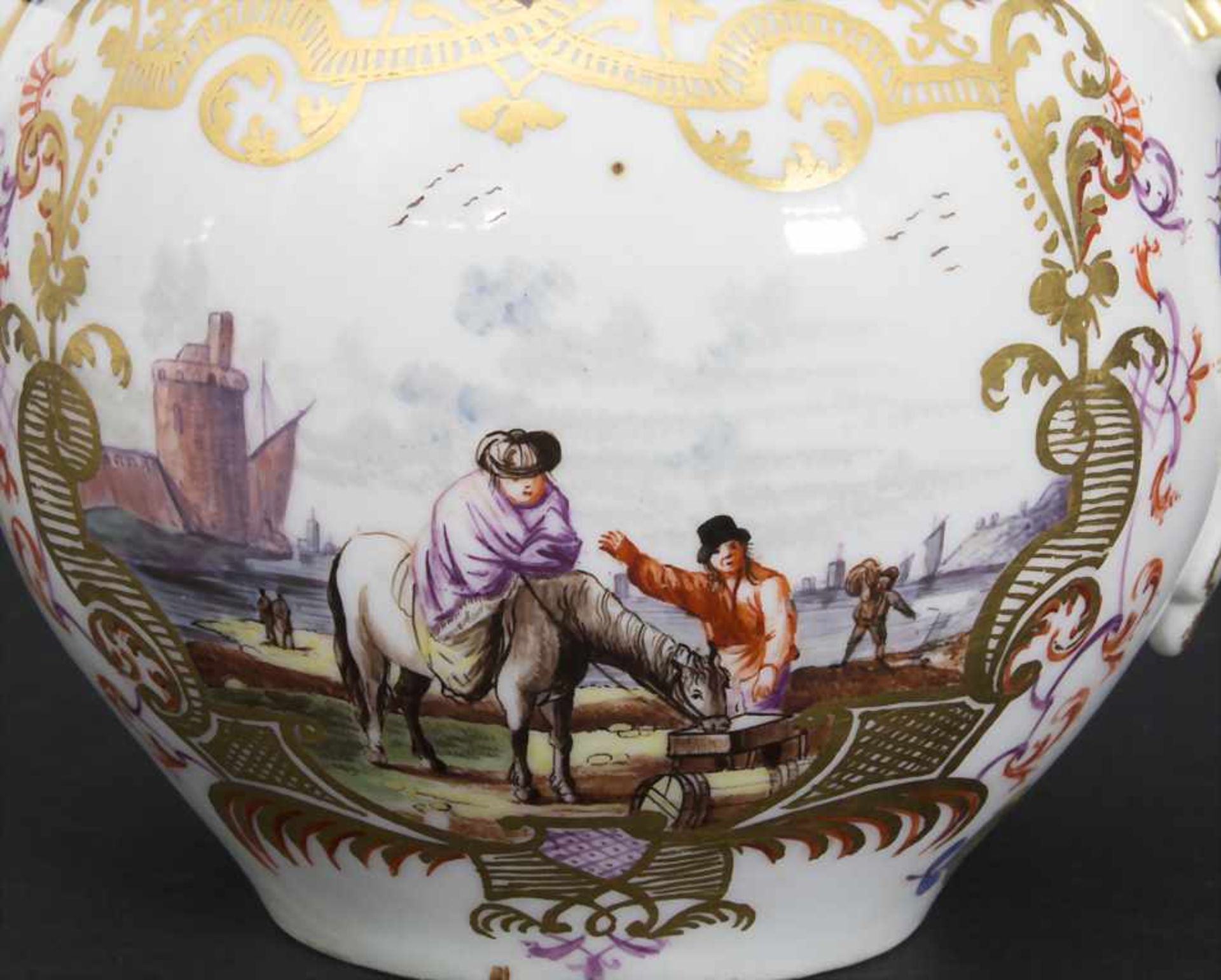 Teekanne mit Kauffahrtei-Szenen / An early tea pot with harbor scenes, Meissen, um 1740-1750 - Bild 8 aus 10