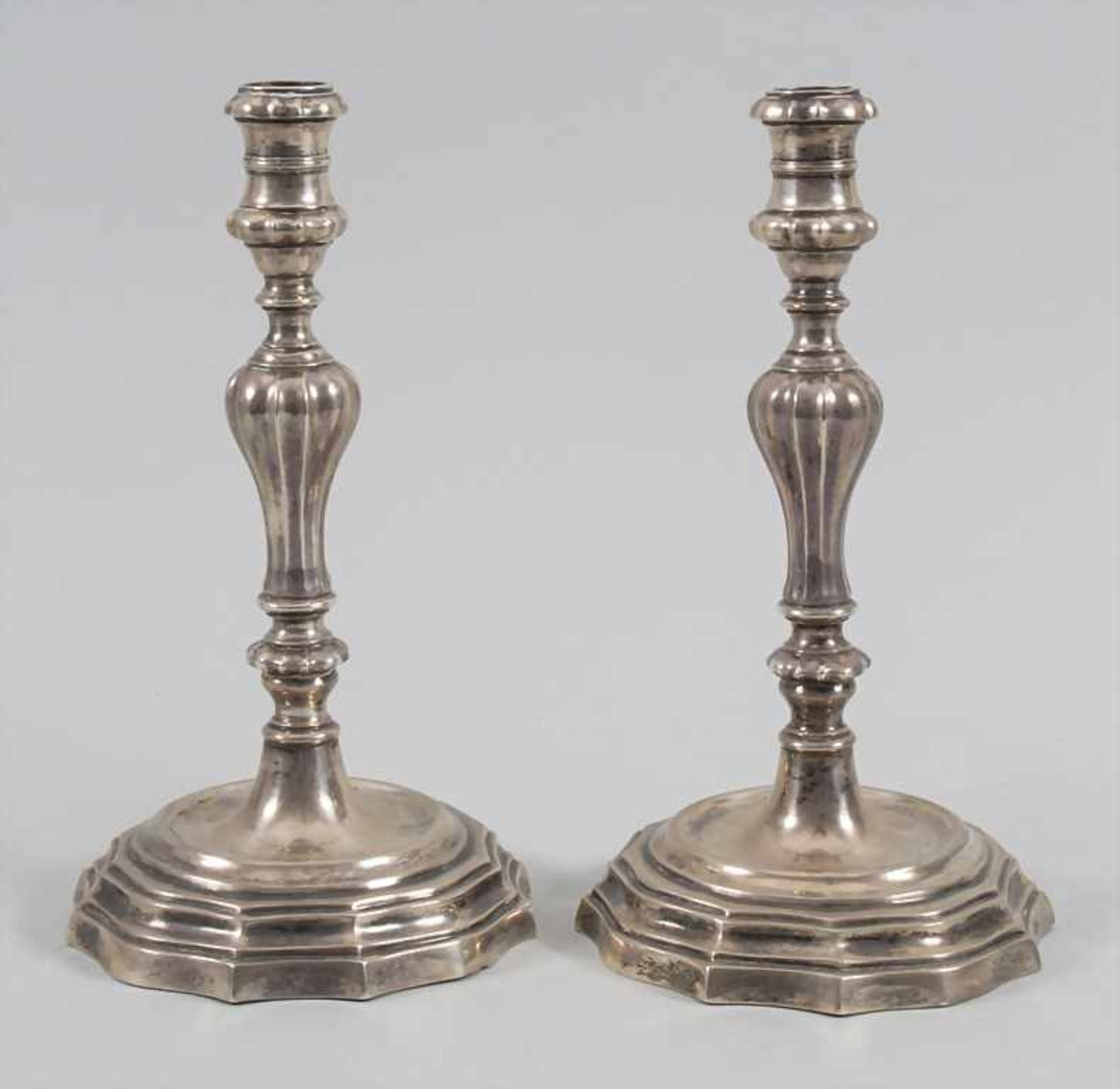 Paar Florentiner Barock Leuchter / A pair of Florence Baroque silver candlesticks, wohl Massimiliano