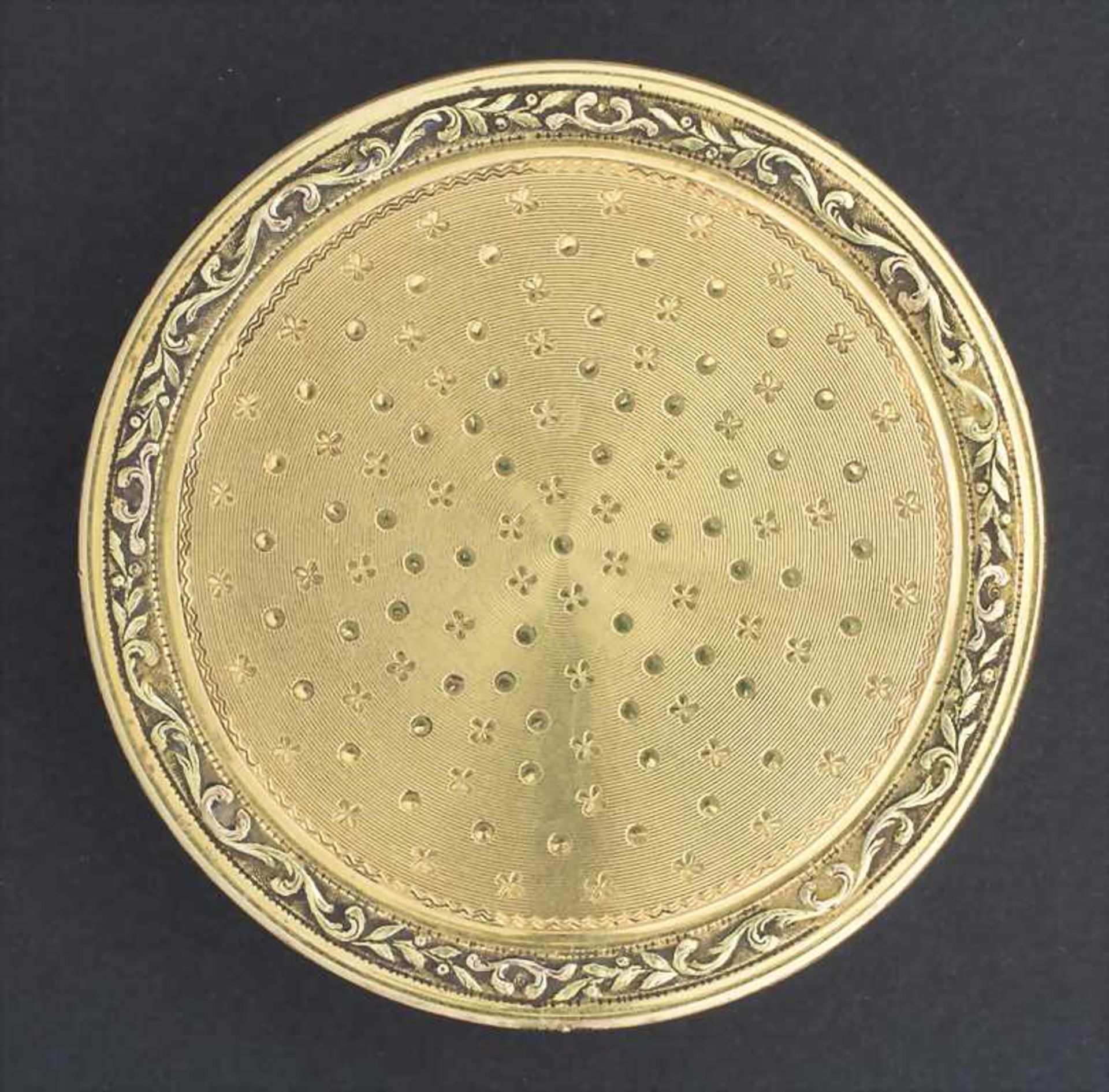 Tabatiere / A gold tobacco tin, Julien Josset, Paris, 1787