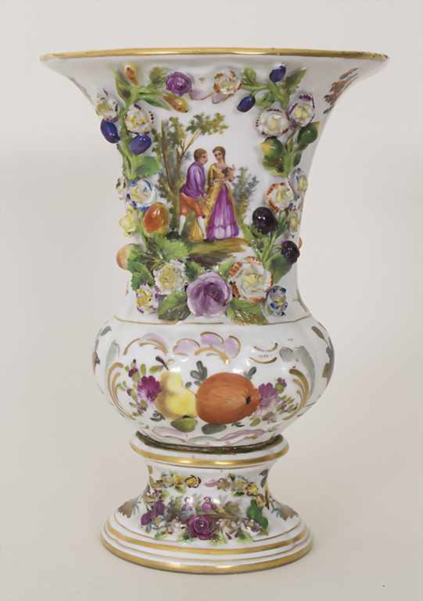Paar Kratervasen mit galanten Szenen / A pair of urn vases with courting scenes, Carl Thieme, - Bild 7 aus 25