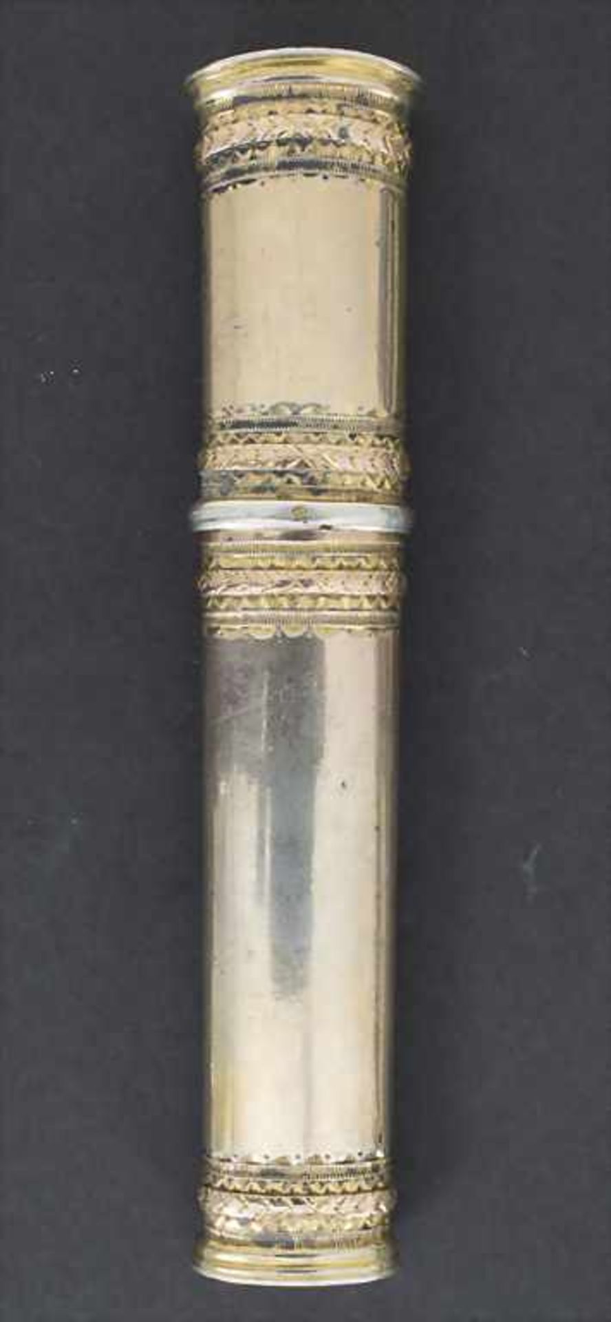 Empire Nadeletui in Silber und Gold / An Empire silver and gold needle case, Frankreich, um - Bild 2 aus 3