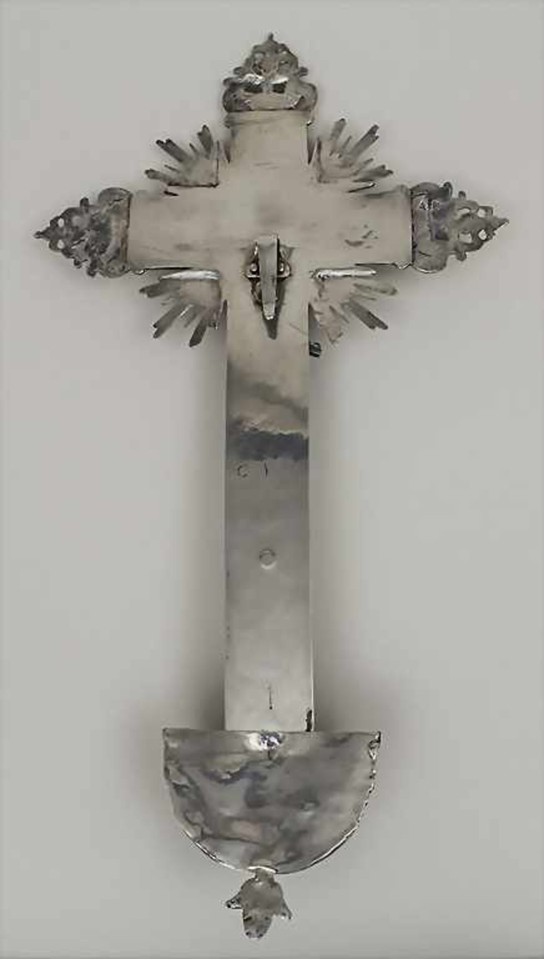 Kruzifix in Silber / A silver crucifix, Belgien, 18 Jh. - Bild 2 aus 4